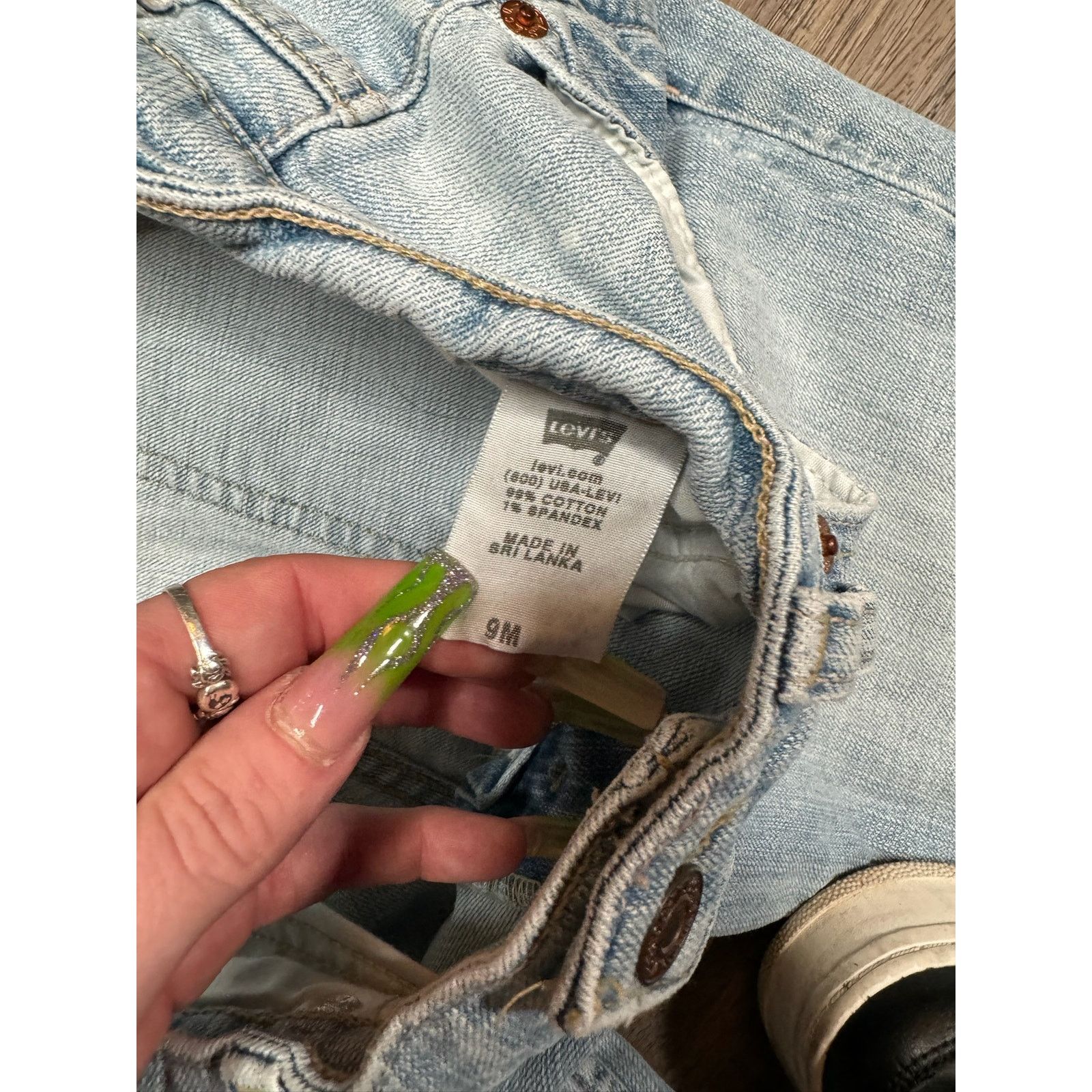 Levi's Womens Levis Jeans 524 Too Superlow Light Wash Flare Jeans Size 30" / US 8 / IT 44 - 4 Thumbnail