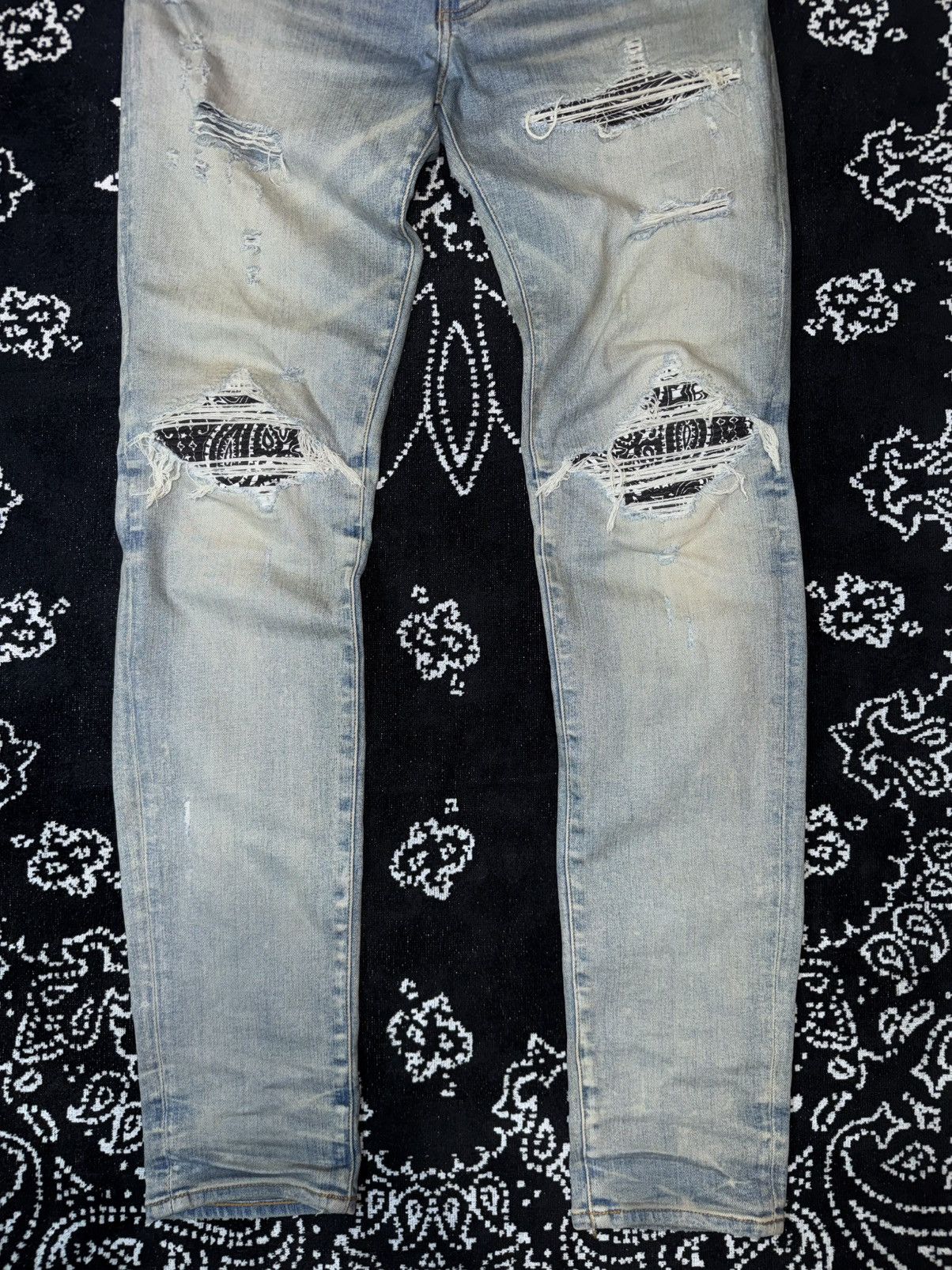 Amiri AMIRI MX1 BANDANA PATCH JEANS Size US 33 - 9 Thumbnail