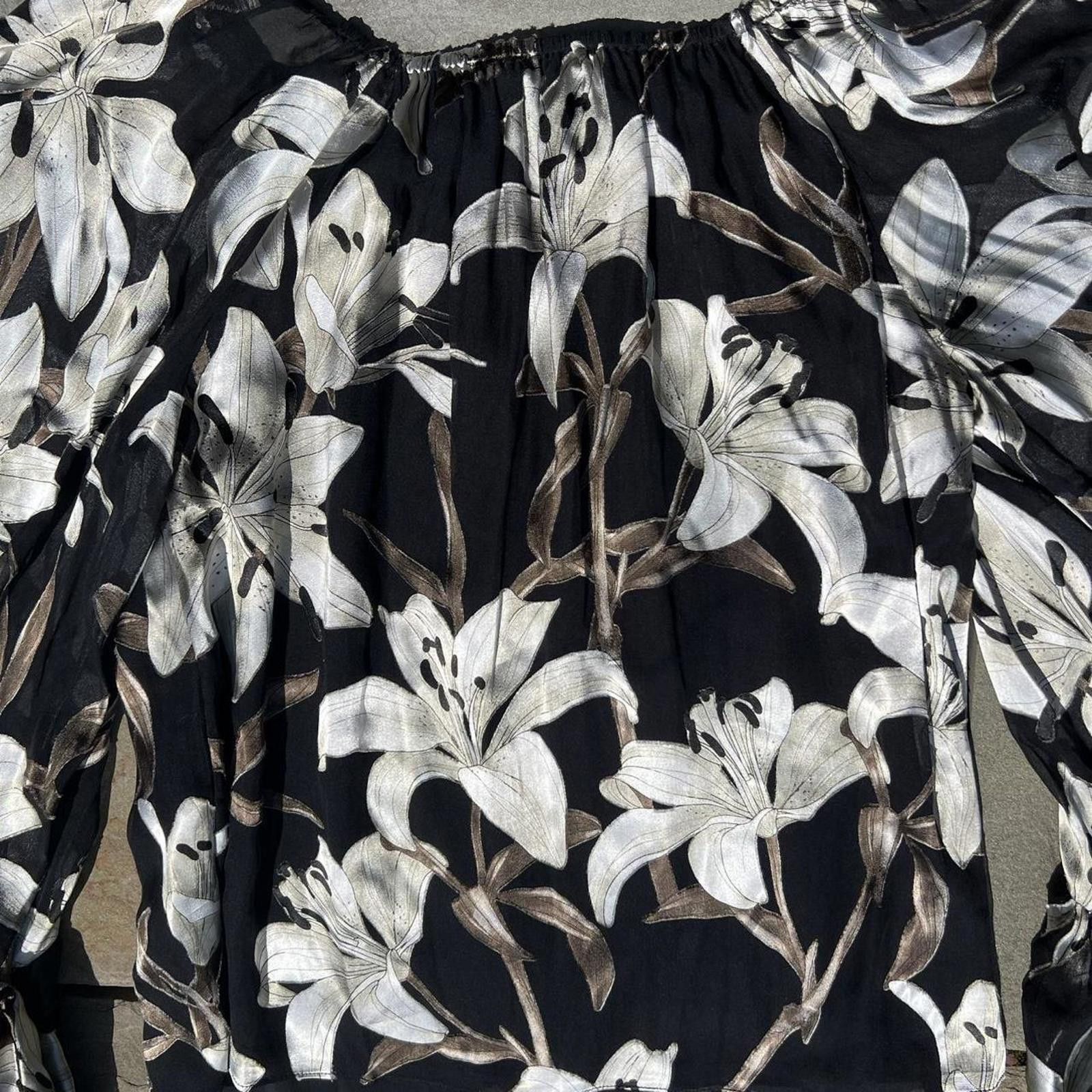 Alice + Olivia Alice + Olivia Silk Blend Ardelia Floral Off Shoulder Blouse Size XS / US 0-2 / IT 36-38 - 6 Thumbnail