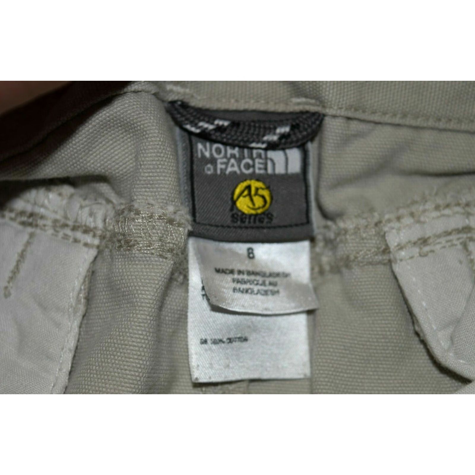 The North Face VINTAGE The North Face Skirt Outdoor Cargo Canvas 100% Cotton Women 8 Cream Beige Short Pocketed 90s Theme Mens Womens? Size 30" / US 8 / IT 44 - 5 Thumbnail