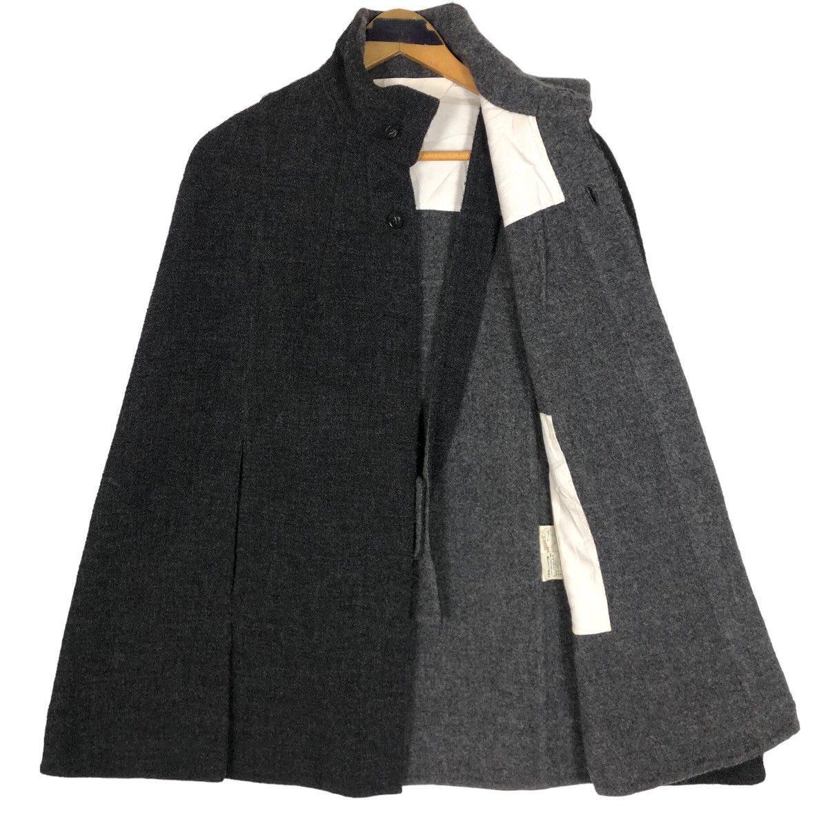 Issey Miyake Vintage 90s Tsumori Chisato 1998 A/W Wool Cape Issey Miyake Size M / US 6-8 / IT 42-44 - 6 Thumbnail