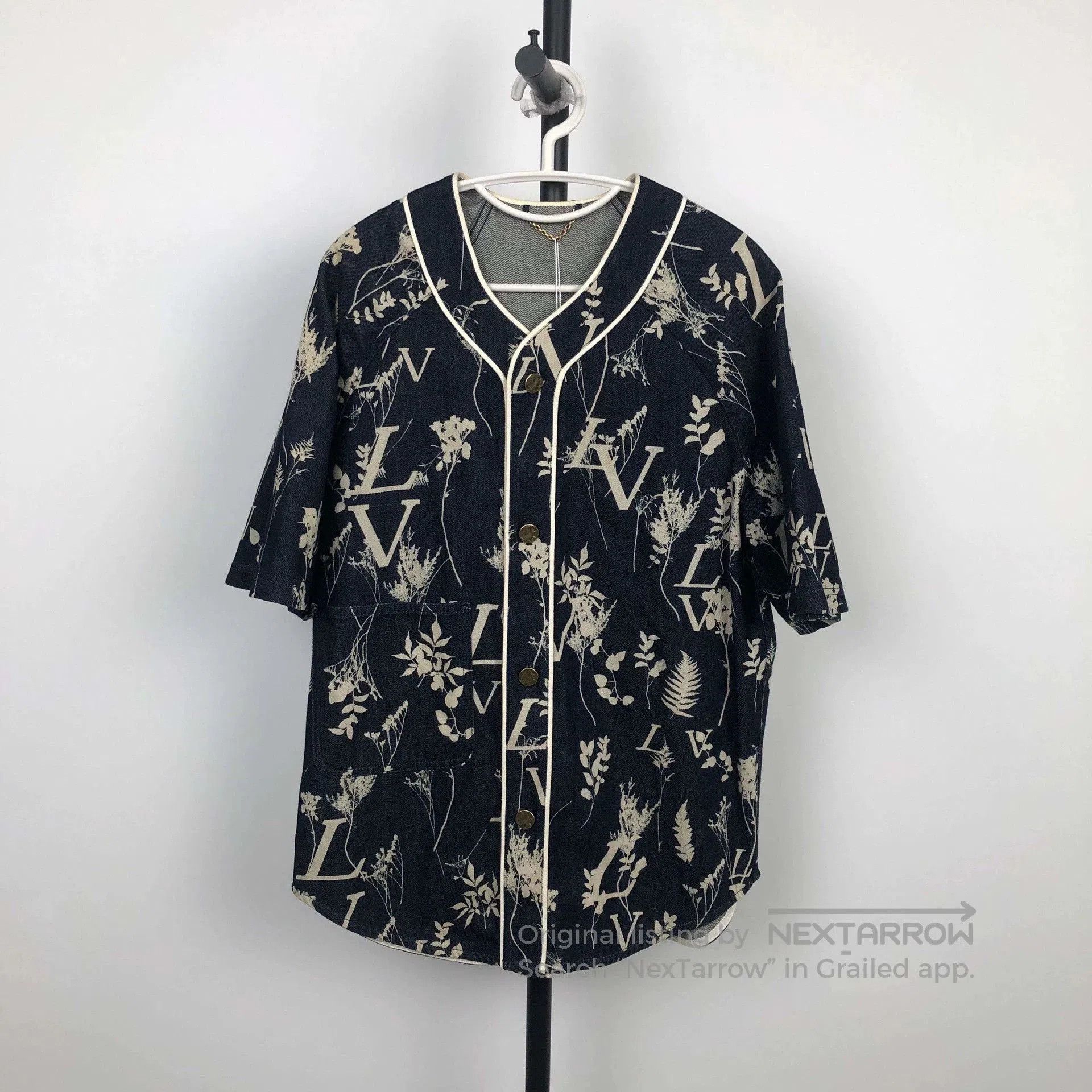 Louis Vuitton Louis Vuitton Short Sleeve Jacket S. Size US S / EU 44-46 / 1 - 1 Thumbnail