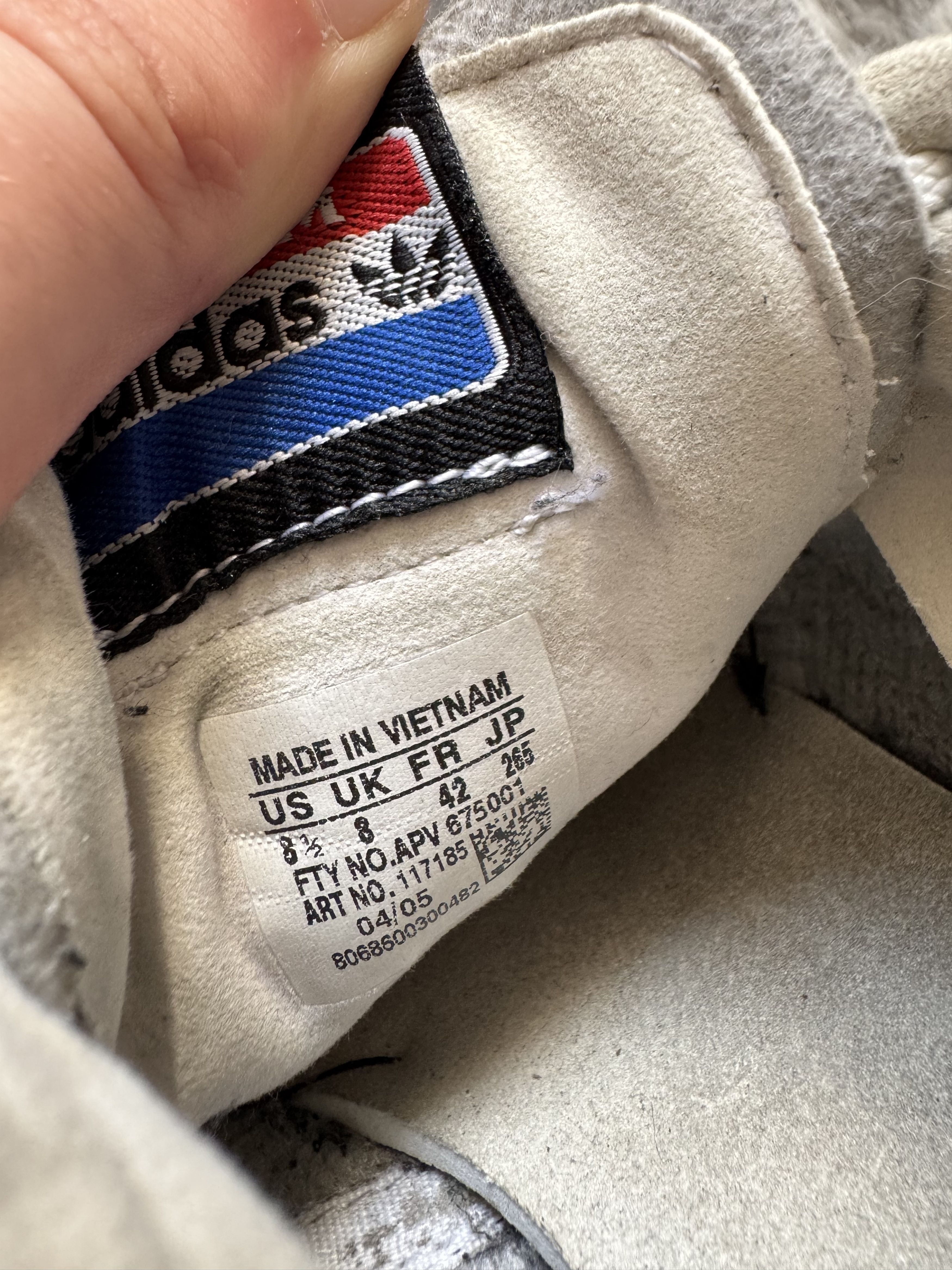 Adidas Vintage Y2K Adidas Goodyear White Leather Sneakers Size US 8.5 / EU 41-42 - 9 Thumbnail