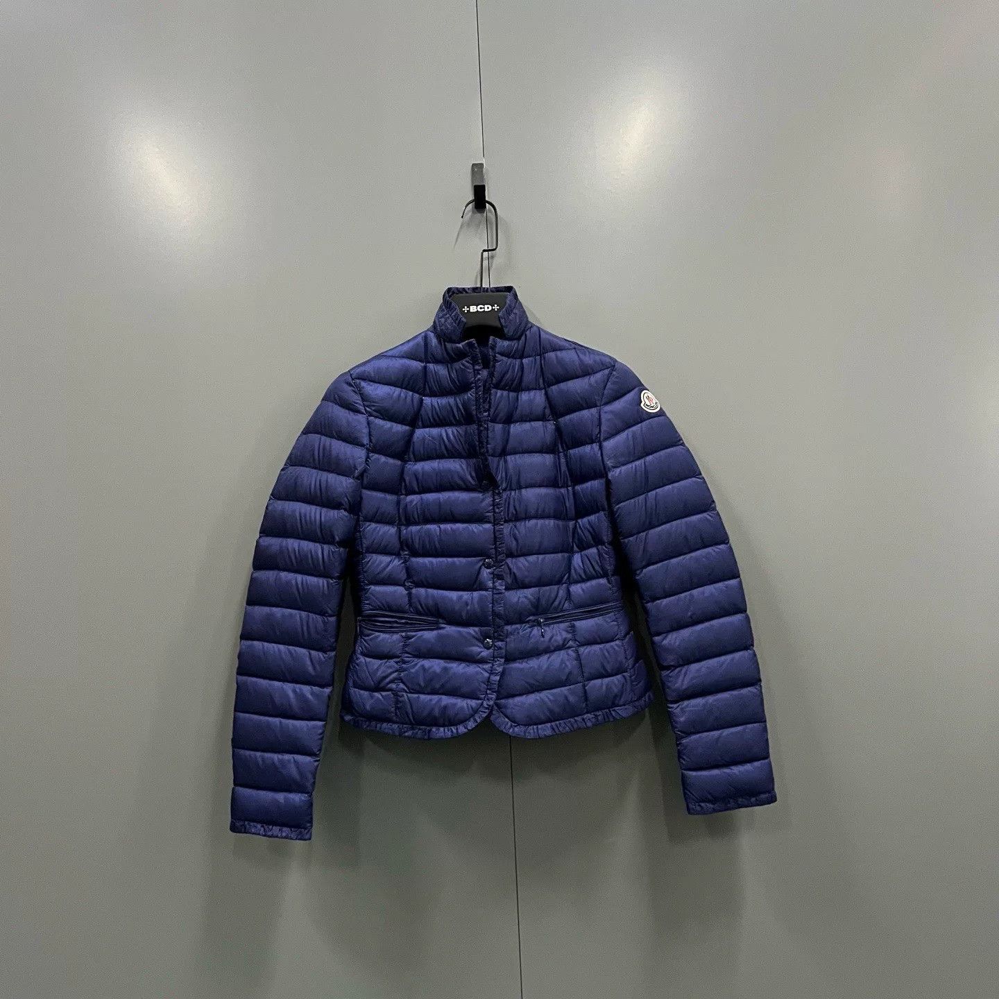 Moncler moncler deep blue down jacket size 0 Size XXS / US 00 / IT 34 - 1 Thumbnail