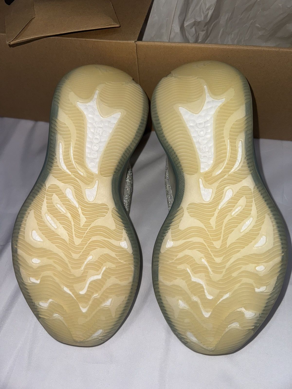 Yeezy Adidas Yeezy Boost 380 'Alien Blue' Size US 9.5 / EU 42-43 - 6 Thumbnail