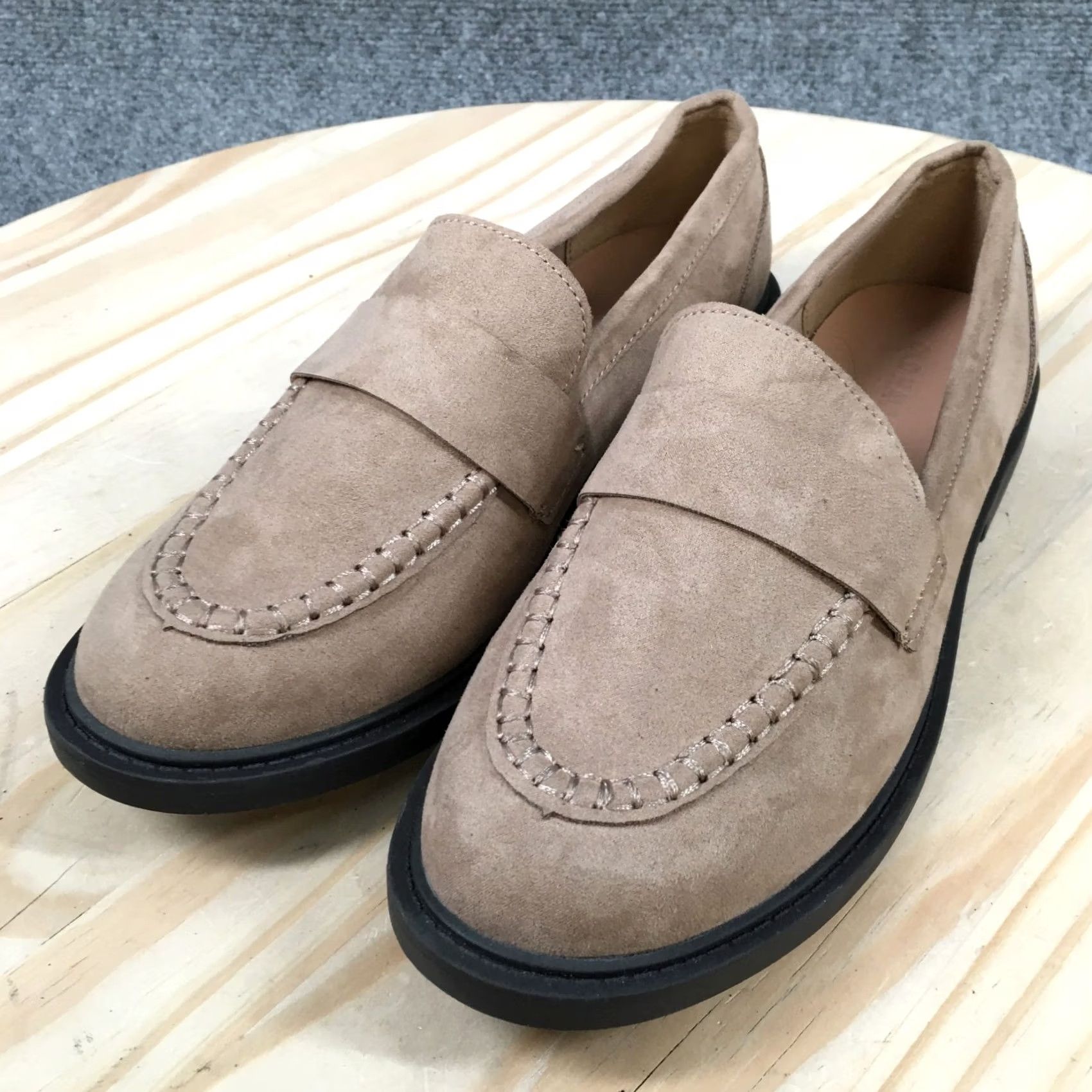 Old Navy Old Navy Shoes Womens 7.5 Classic Loafers Taupe Slip On Casual Comfort Low Top Mens Womens Boys Girls Size M / US 6-8 / IT 42-44 - 3 Thumbnail