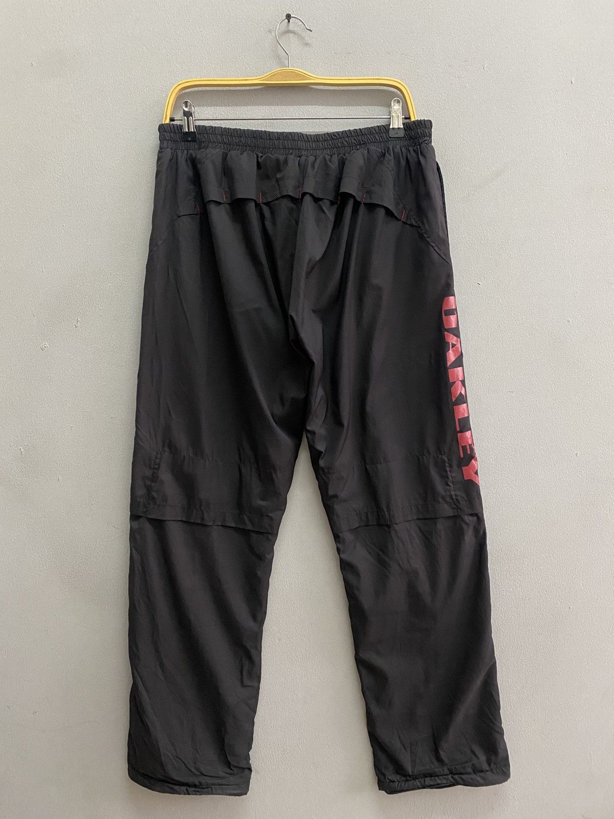 Oakley Track Pants | Grailed