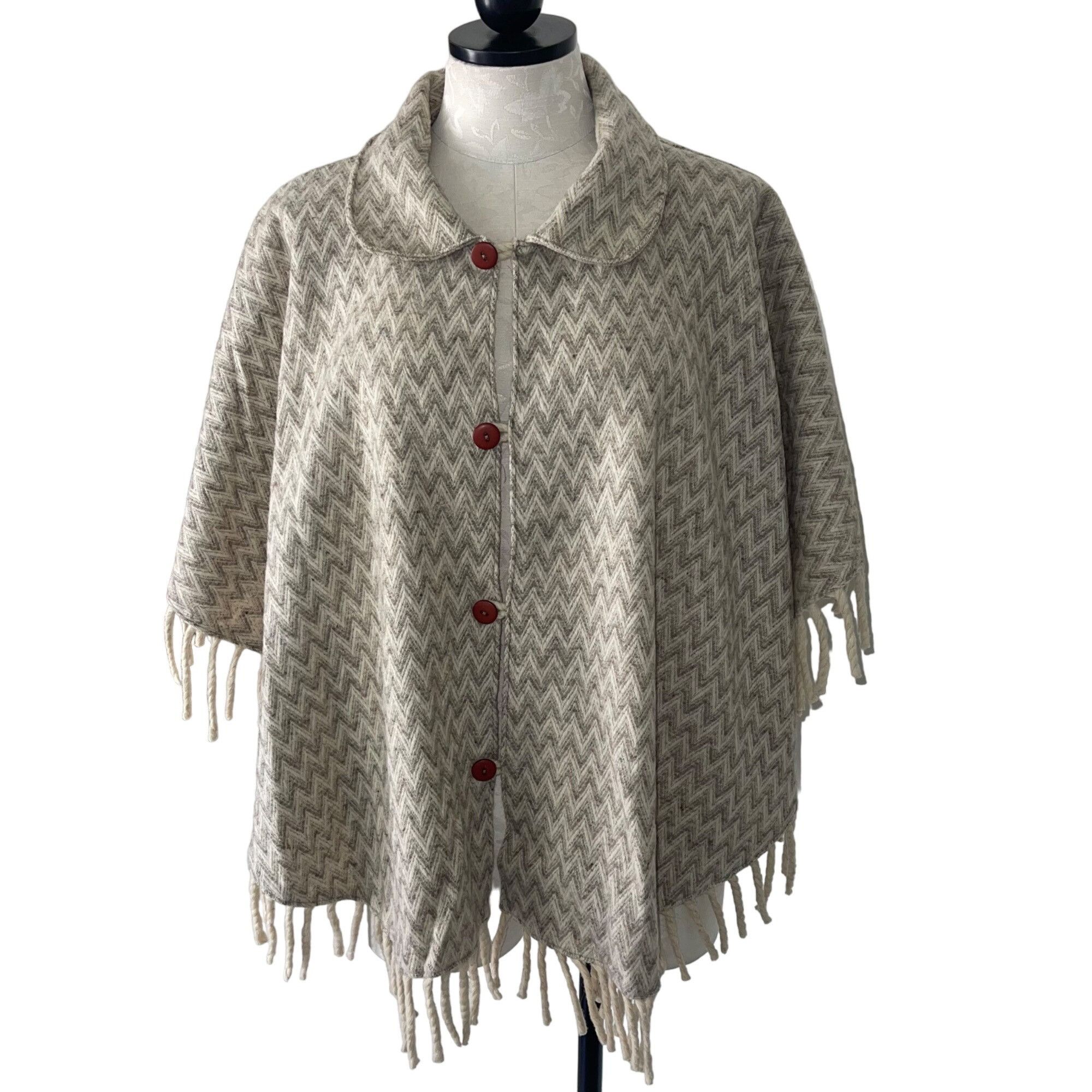 Vintage Artilana Vintage Womens Poncho One Size Tan Size ONE SIZE - 1 Thumbnail