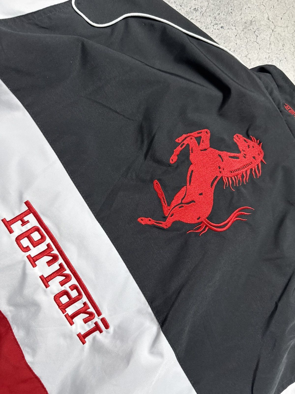 Ferrari Ferrari Vintage Racing F-1 Bomber Jacket Size 2XL Hype Size US XXL / EU 58 / 5 - 9 Thumbnail