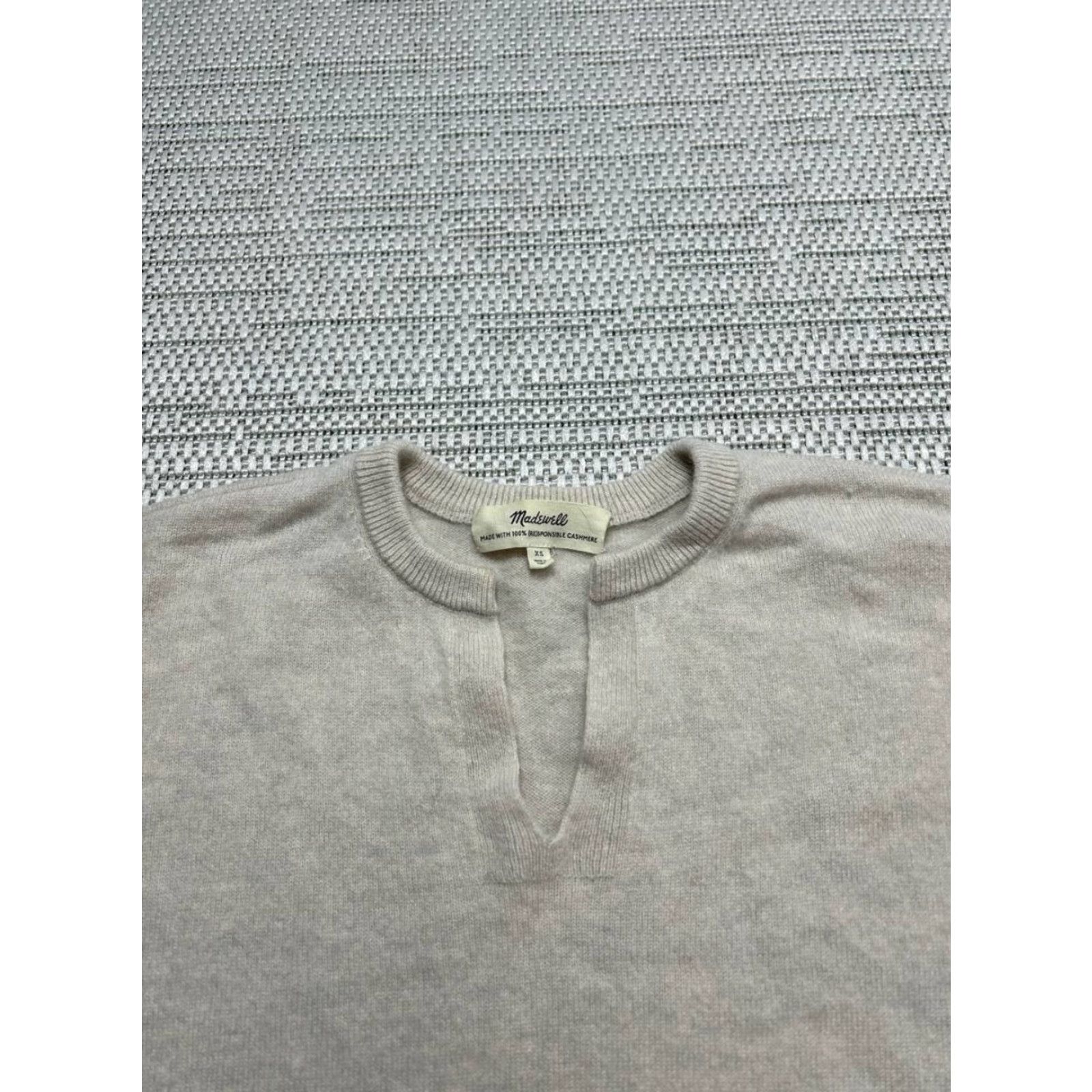 Madewell Madewell Sweater Womens XS Brown Cashmere Knit Pullover Pullover Knit V-Neck Long Sleeve Casual Winter Fall Regular Woman Size XS / US 0-2 / IT 36-38 - 2 Thumbnail
