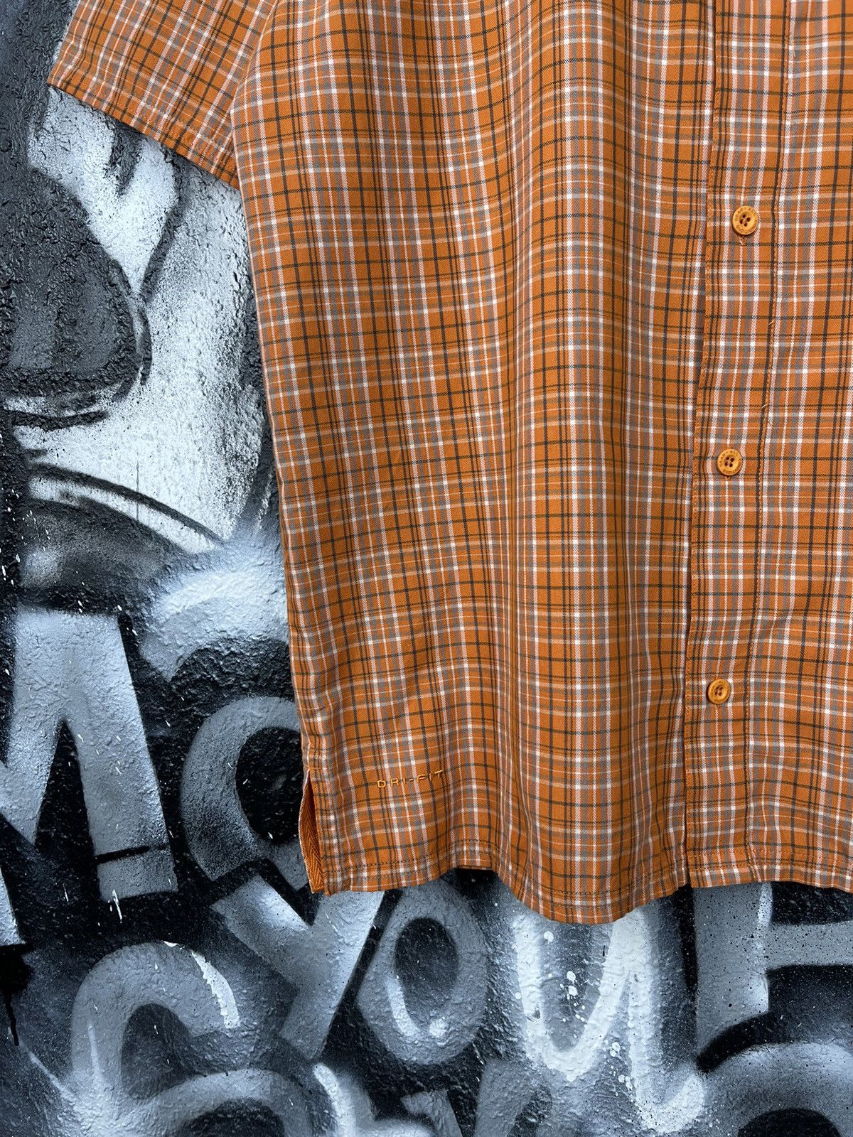 Nike ACG Vintage Nike ACG Y2K Orange Check Short Sleeve Shirt Size S Size US S / EU 44-46 / 1 - 7 Thumbnail