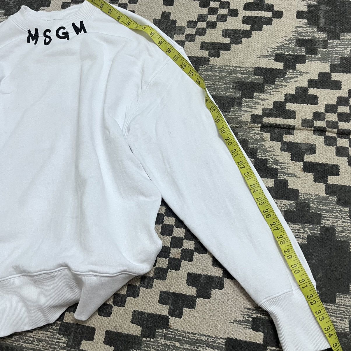 MSGM Authentic MSGM Medium Size Italy Sweatshirt Size US M / EU 48-50 / 2 - 9 Thumbnail