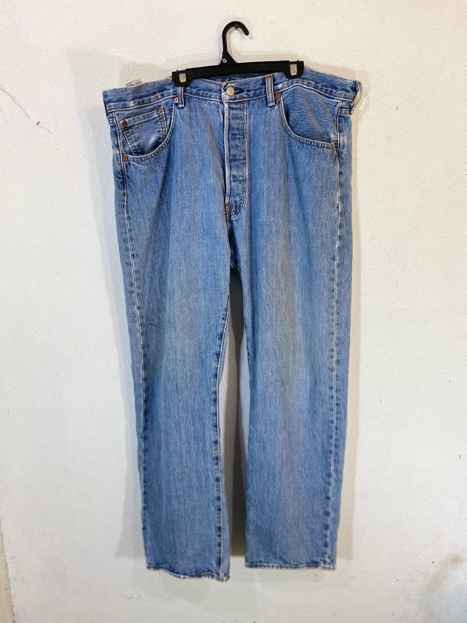 Levi's levis 501 lightwash denim nice design Size US 40 / EU 56 - 8 Thumbnail