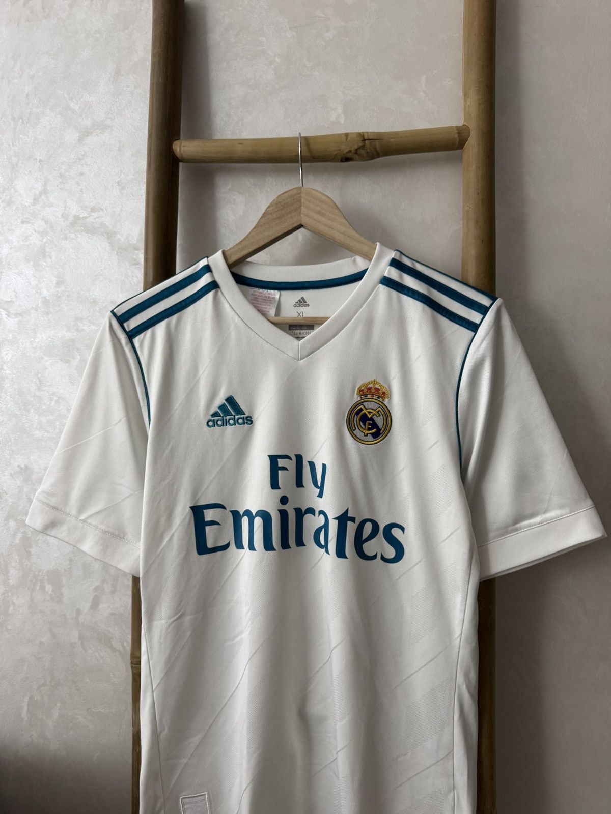 Adidas Adidas Real Madrid 2017 2018 Home Jersey Size US S / EU 44-46 / 1 - 2 Thumbnail