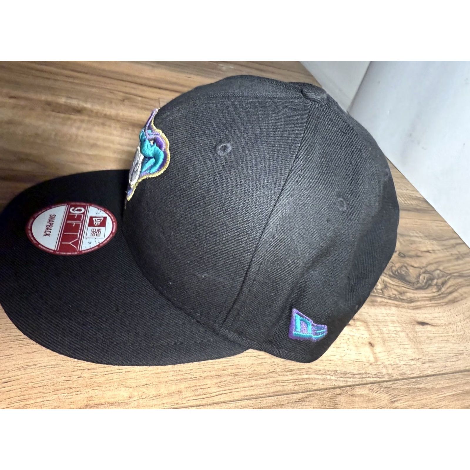 New Era VINTAGE New Era Baseball Cap Mens One Size Black HERITAGE ARIZONA DIAMONDBACKS SNAPBACK COOPERSTOWN VTG RETRO 90s LOGO Size ONE SIZE - 3 Thumbnail