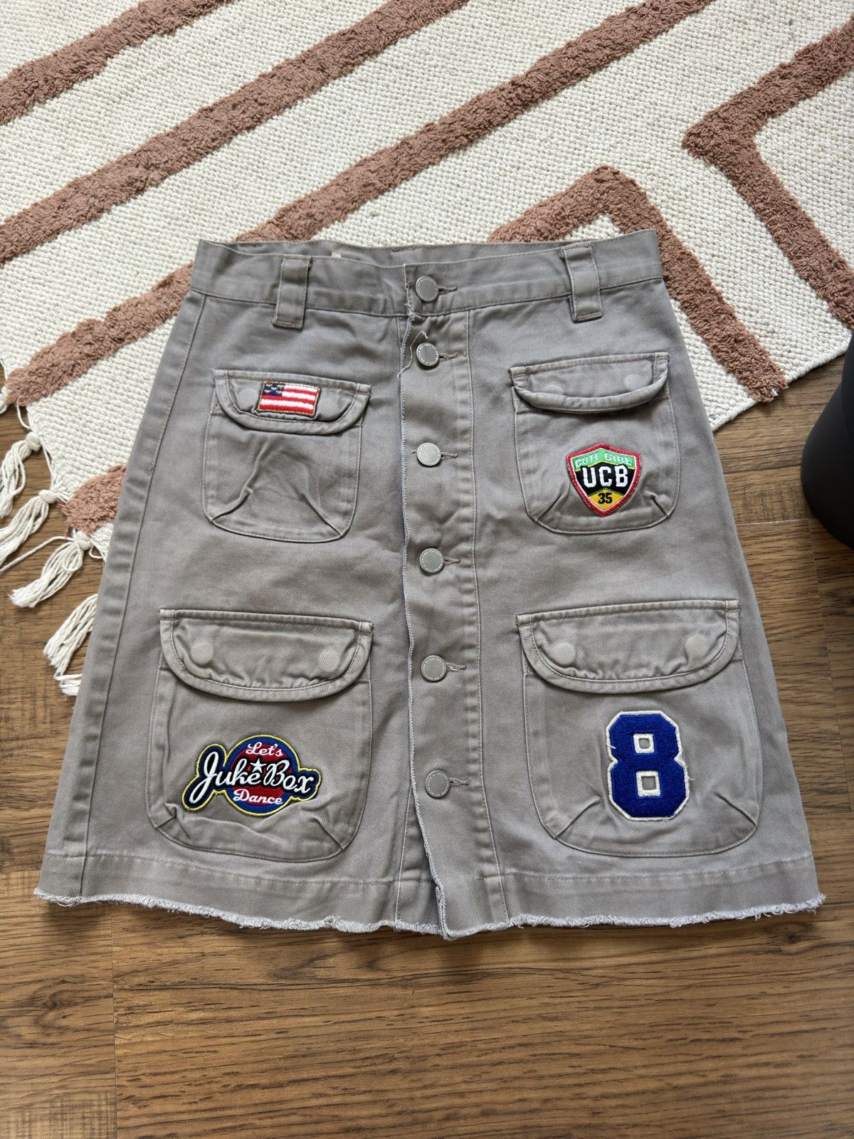 United Colors Of Benetton UNITED COLORS OF BENETTON PATCHES VON DUTCH STYLE SKIRT Size 27" / US 4 / IT 40 - 2 Thumbnail