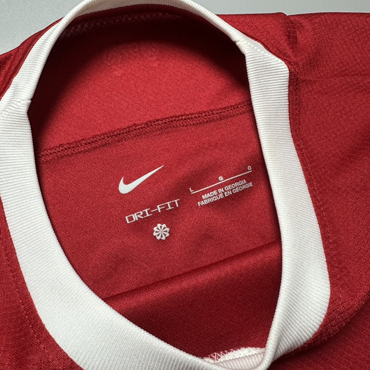Nike LIVERPOOL NIKE 2023/2024 SOCCER HOME JERSEY #8 SZOBOSZLAI Size US L / EU 52-54 / 3 - 6 Thumbnail