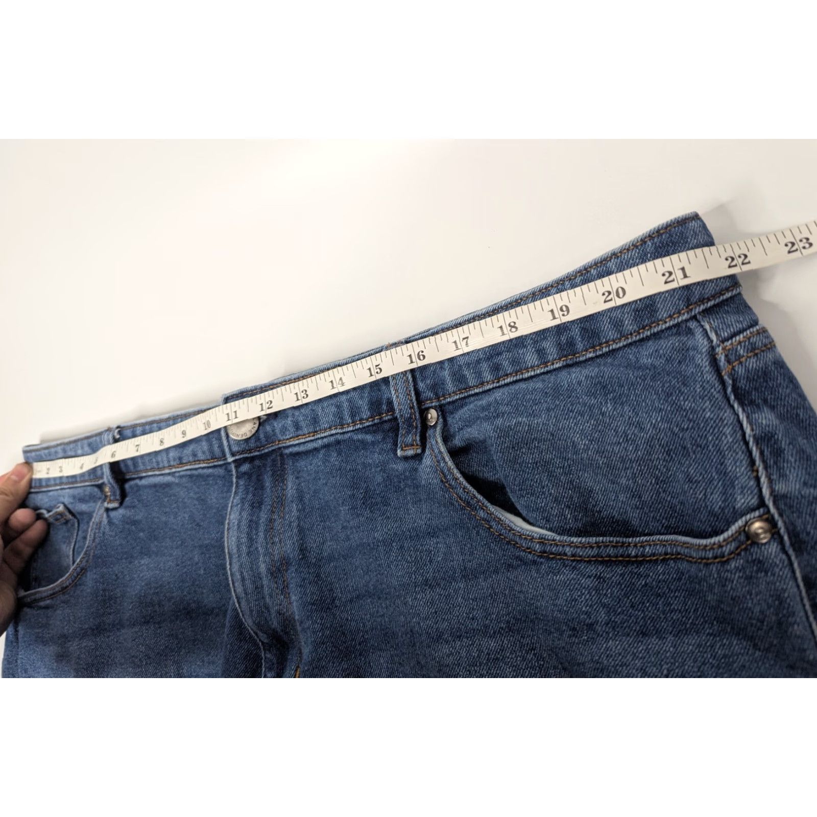 Vintage Lane Bryant Women's Plus Size 20 Signature Mid-Rise Boyfriend Capri Jeans Blue Cotton Polyester Spandex Denim Crop Pockets Button Zipper N/A Size ONE SIZE - 7 Thumbnail