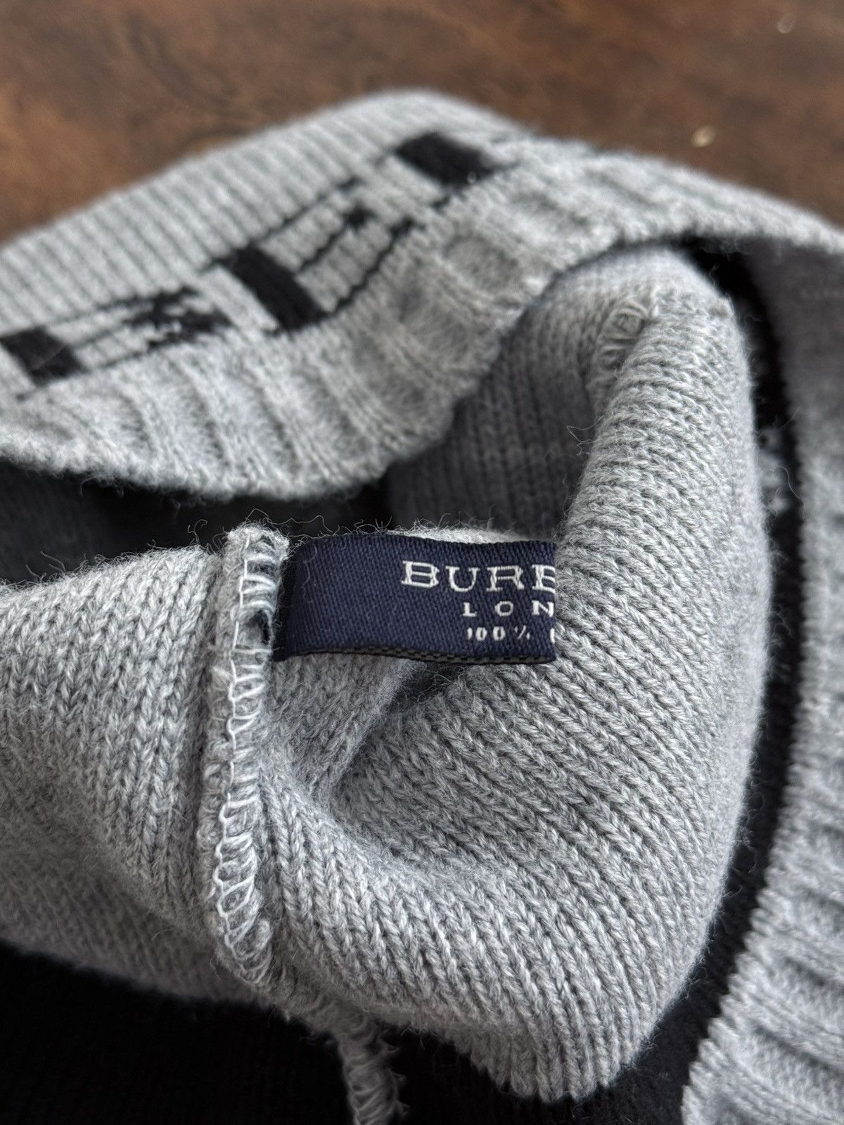 Burberry Burberry Big Logo Beanie Hat Size ONE SIZE - 4 Thumbnail