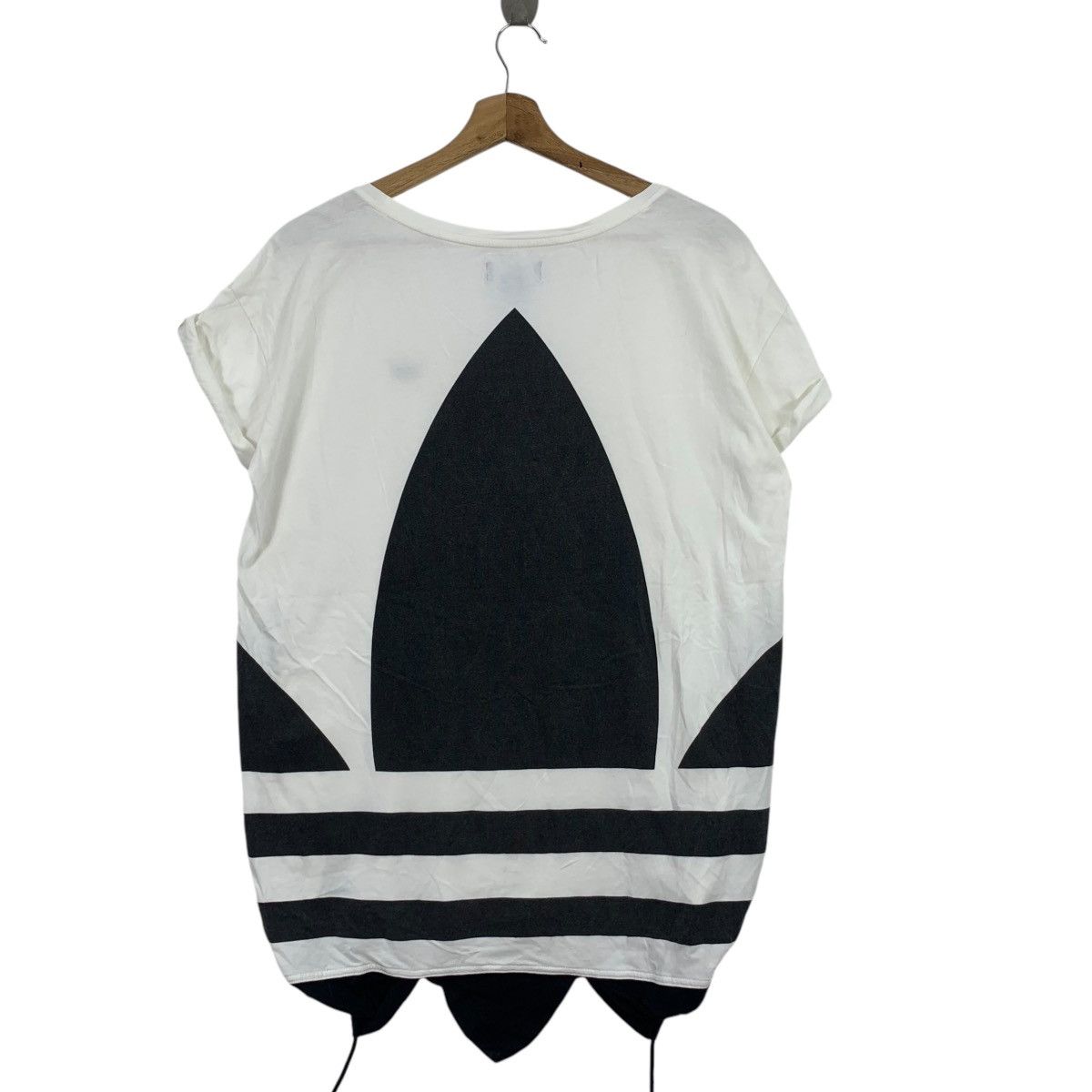 Adidas ADIDAS ORIGINALS 3 STRIPES Back Hit Logo Tee Shirt Top Size M / US 6-8 / IT 42-44 - 5 Thumbnail