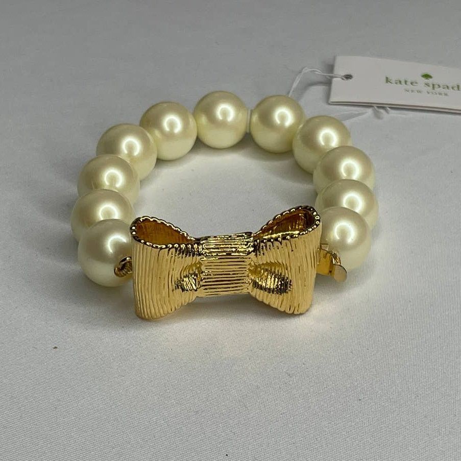 Kate Spade Kate Spade All Wrapped Up In pearls Bracelet Cream / Gold Size ONE SIZE - 4 Thumbnail