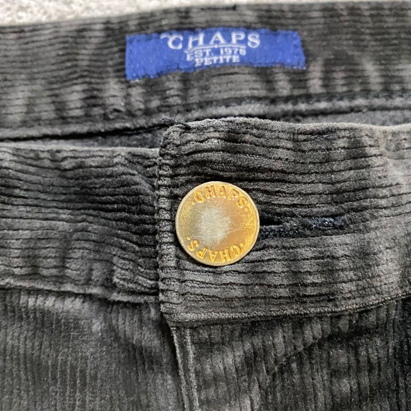 Chaps Chaps Jeans 12P Petite Gray Corduroy Straight Mid Rise 5-Pocket Design Womens Bagged? Size 34" / US 12 / IT 48 - 4 Thumbnail