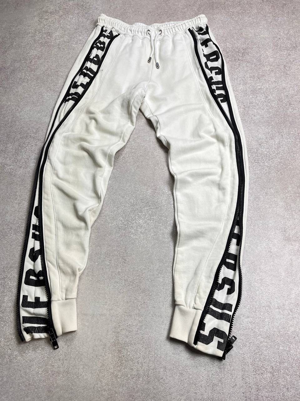 Versace × Versus × Vintage VERSACE VERSUS WHITE FLARED COTTON JOGGERS TRACK PANTS M Size US 32 / EU 48 - 2 Thumbnail