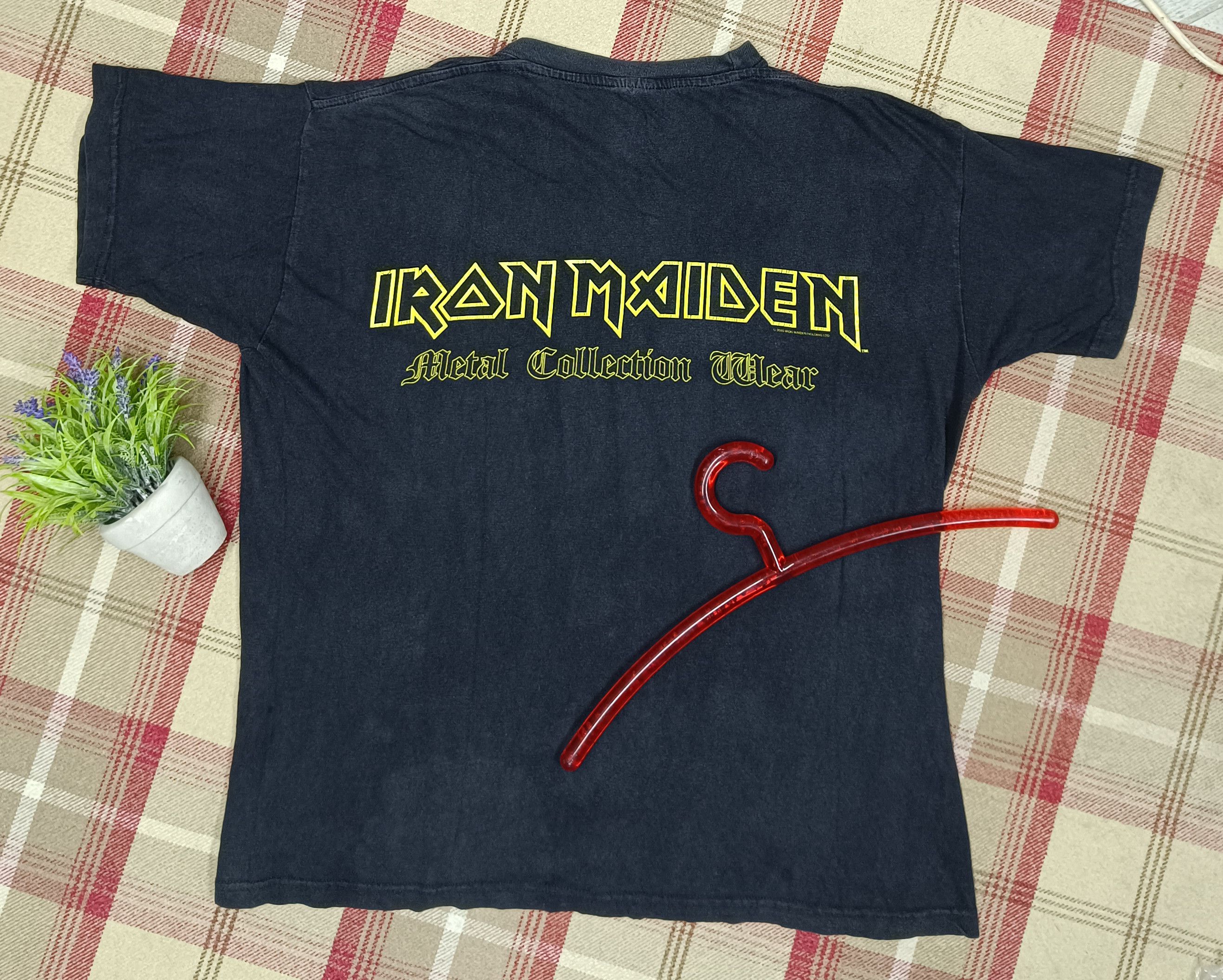 Band Tees 1992 Iron Maiden Fear of The Dark T-shirt XL Heavy Metal Size US XL / EU 56 / 4 - 7 Thumbnail