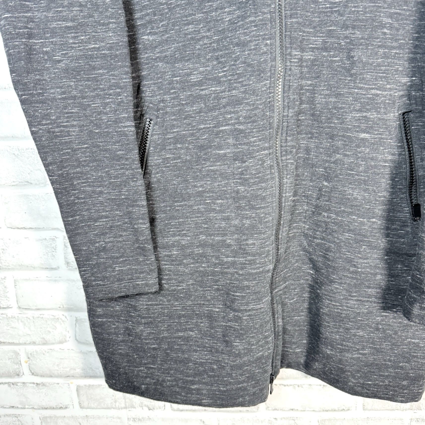 Athleta Athleta Jacket Womens M Black Full Zip Hooded Oversized Size M / US 6-8 / IT 42-44 - 3 Thumbnail