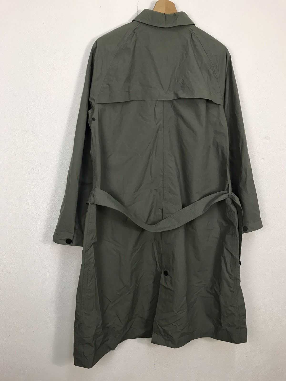 Japanese Brand × Lemaire × Uniqlo UNIQLO Women’s Lemaire A-Line Coat Size M / US 6-8 / IT 42-44 - 9 Thumbnail