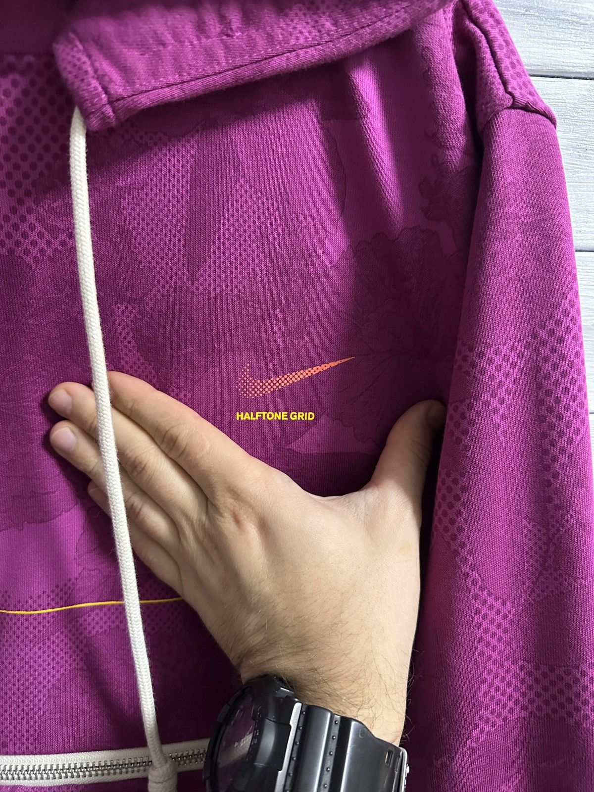 Nike Rare Hoodie Nike Halftone Grid Flowers Big Logo Swoosh Size US S / EU 44-46 / 1 - 6 Thumbnail