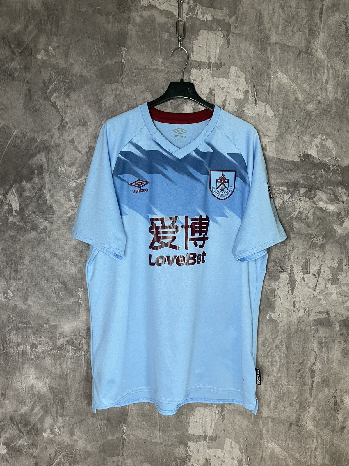 Umbro Umbro Burnley 2019/2020 Away Jersey T-Shirt Size XL Size US XL / EU 56 / 4 - 1 Thumbnail