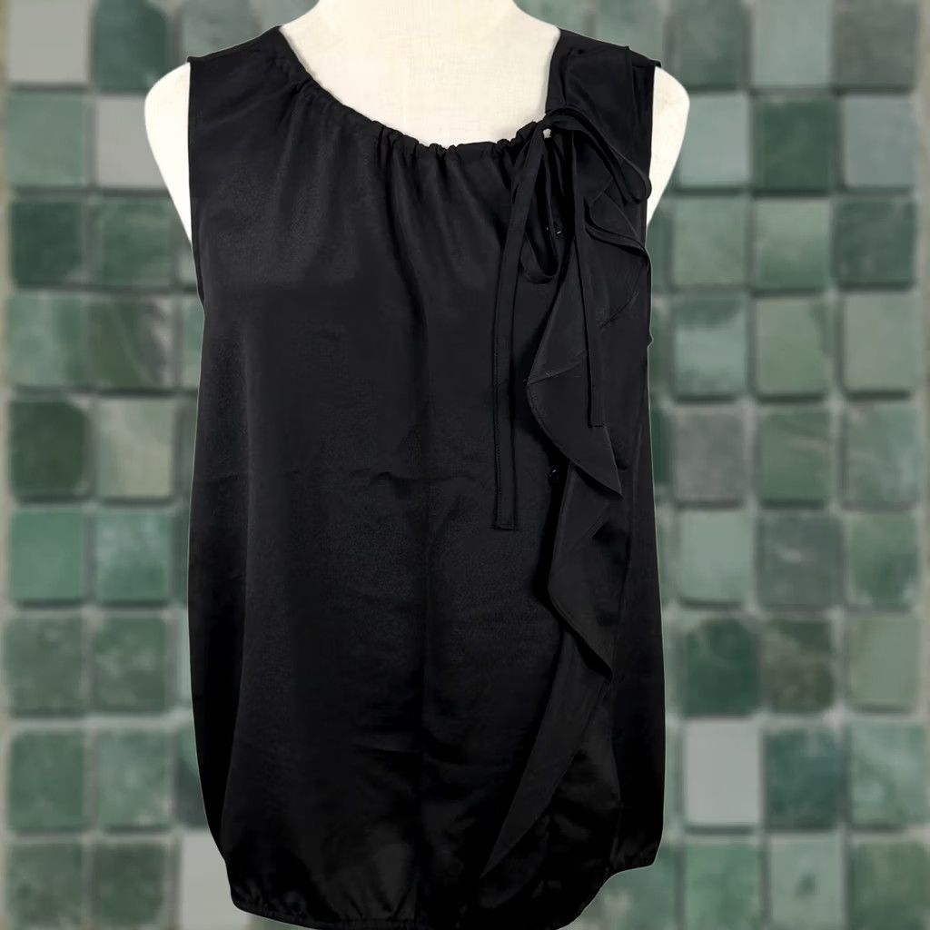 Ann Taylor VINTAGE? No. (Skip) Ann Taylor LOFT Blouse Womens M Black Sleeveless Ruffle Tie Neck Bubble Hem Shirt Size M / US 6-8 / IT 42-44 - 1 Thumbnail