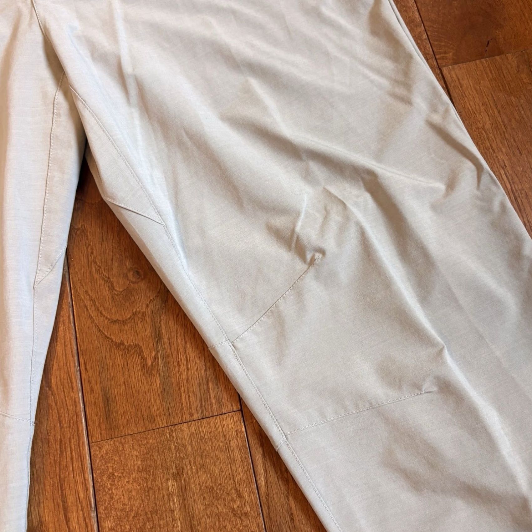 Fabletics Fabletics The Only Pant Performance Pants Chinos Golf Gray sz XL Mens Size US 36 / EU 52 - 2 Thumbnail