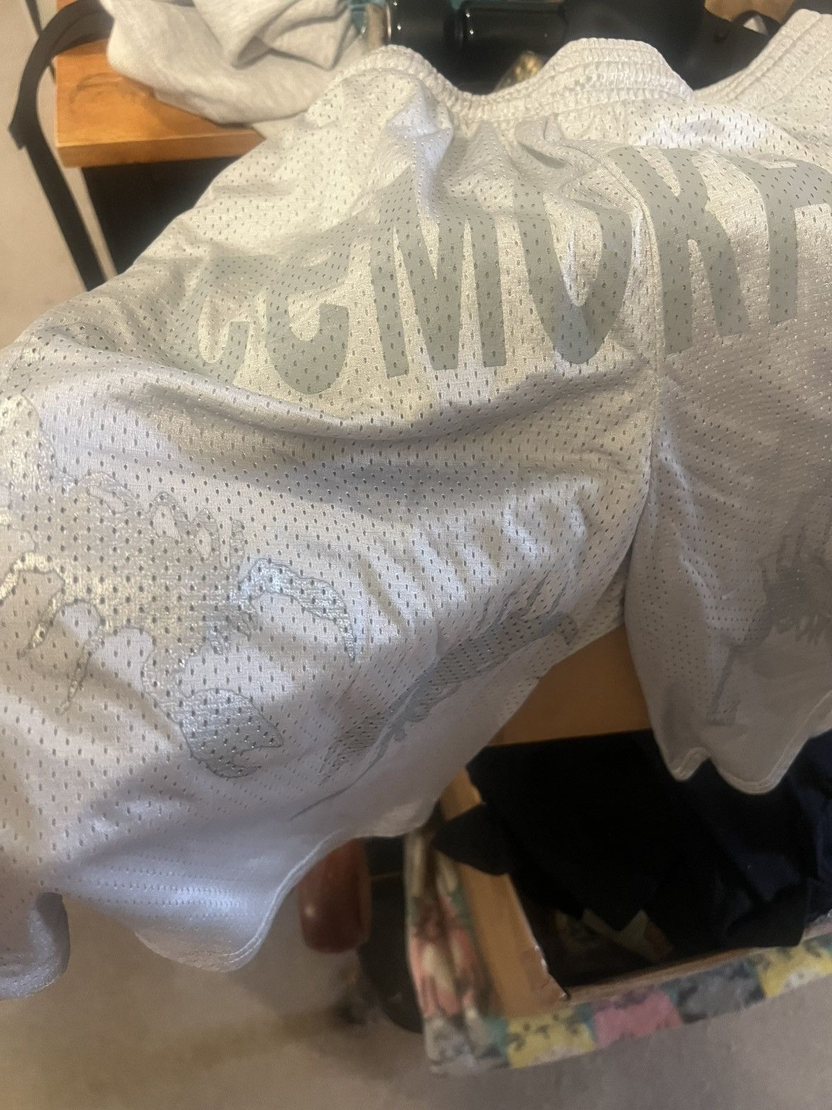 Champion 4th Rope Champion Westside Gunn silver shorts medium Size US 30 / EU 46 - 1 Thumbnail