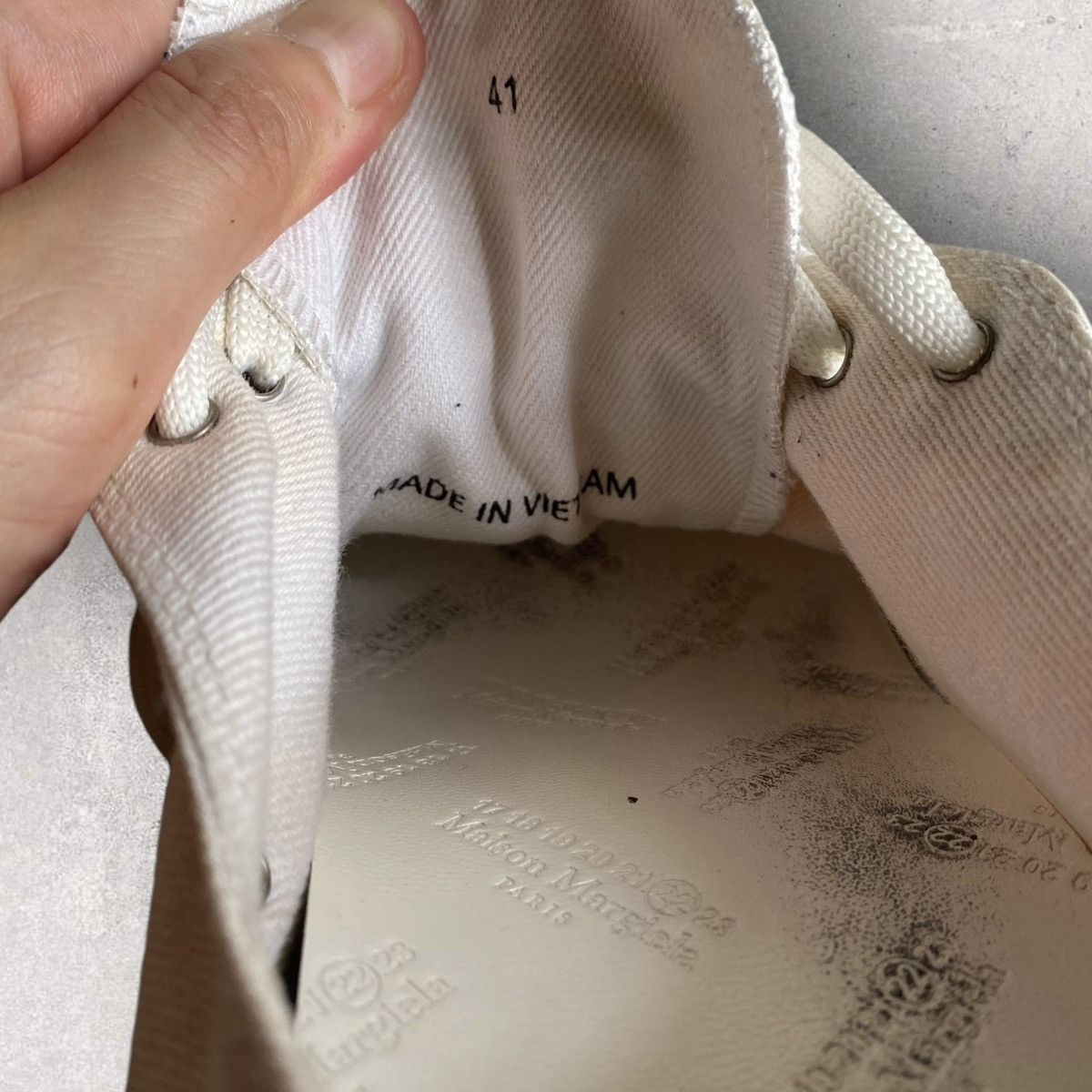 Maison Margiela Off-White Color Splash Tabi Sneakers Size US 8 / EU 41 - 11 Thumbnail