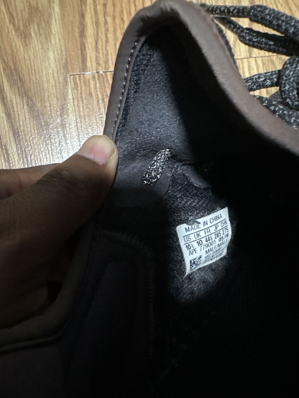 Yeezy Adidas Yeezy Boost 350 V2 in black (non-reflective) Size US 10 / EU 43 - 6 Thumbnail