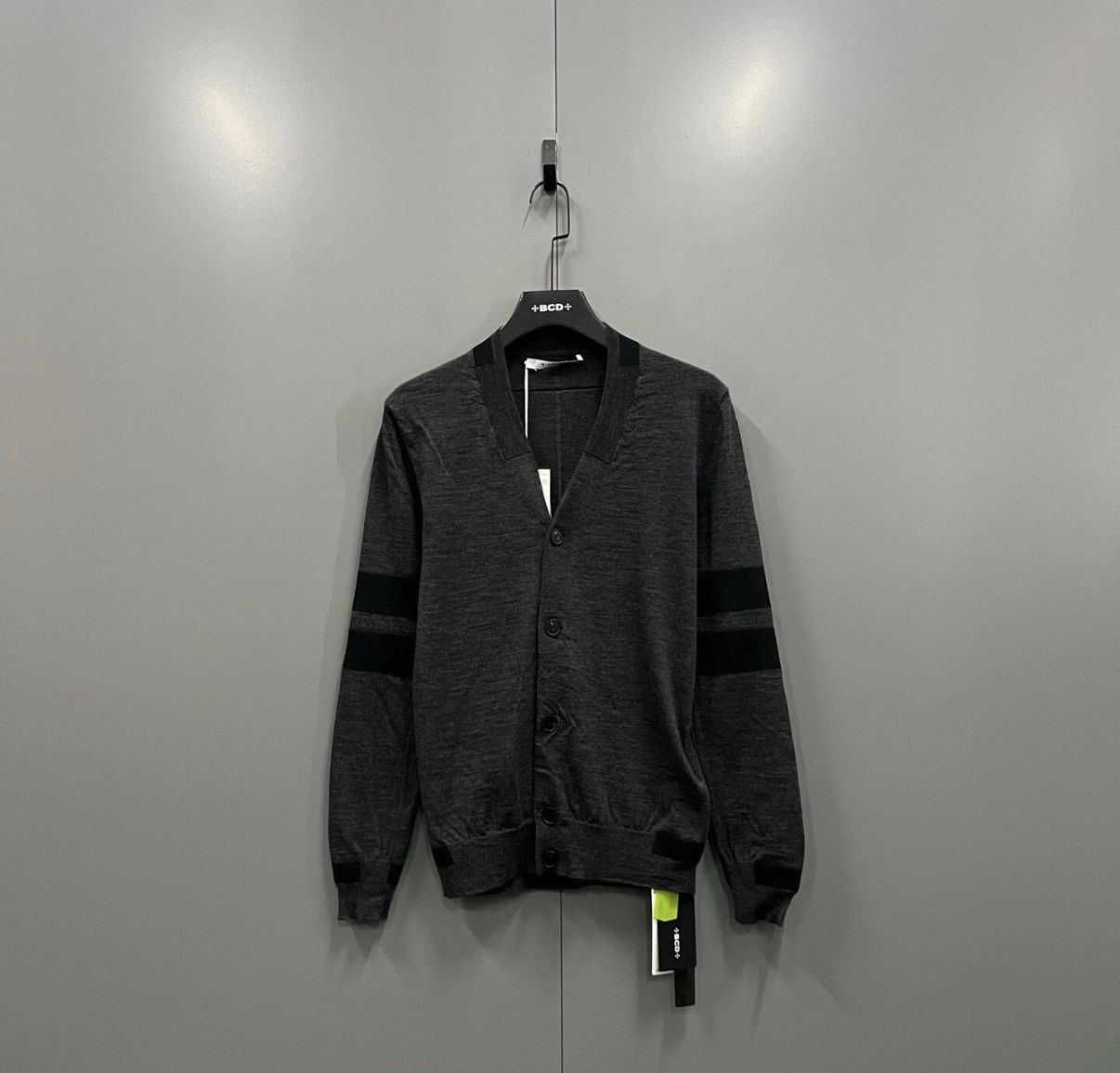 Givenchy Givenchy Dark Grey Knit Cardigan J41 Size US S / EU 44-46 / 1 - 1 Thumbnail