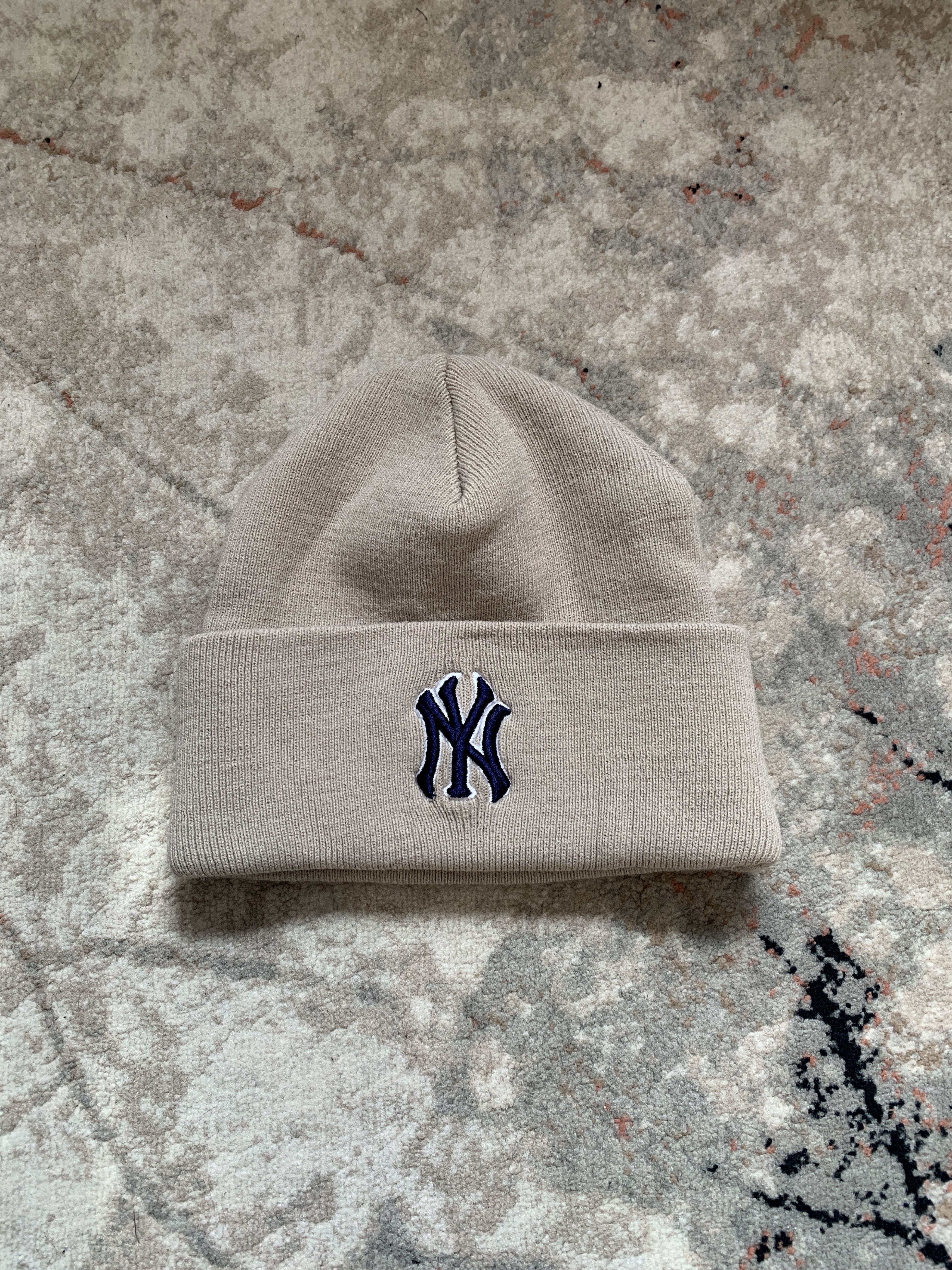 New York Yankees Vintage New York Yankees Made In The UK Size ONE SIZE - 1 Thumbnail