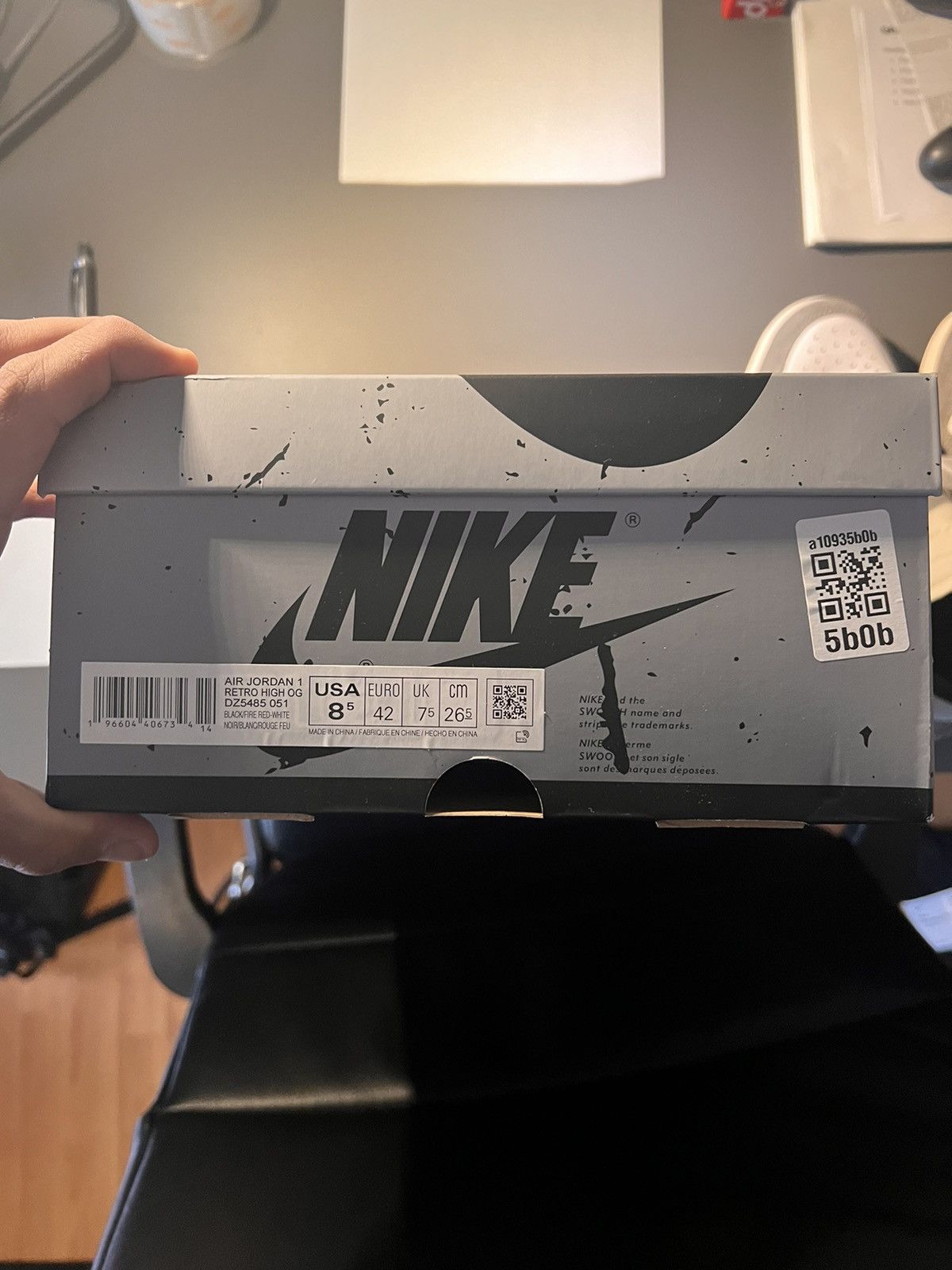 Jordan Brand × Nike Air Jordan 1 Retro Mauve OG Size US 8.5 / EU 41-42 - 7 Thumbnail