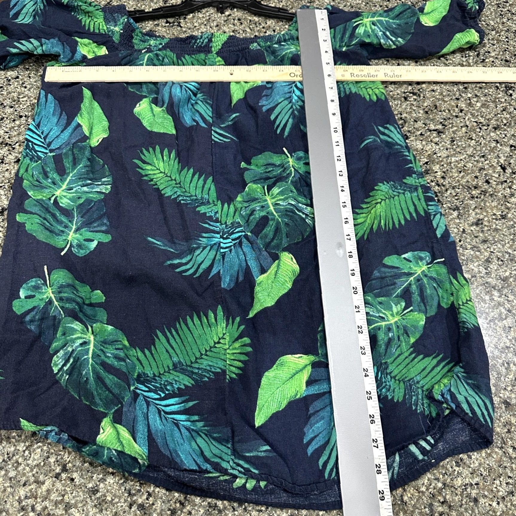 Old Navy Old Navy Blouse Womens XL Off Shoulder Linen Blend Green Blue Tropical Puff Sleeve Tunic Short Sleeve Relaxed Fit Womens Clothing Size XL / US 12-14 / IT 48-50 - 3 Thumbnail