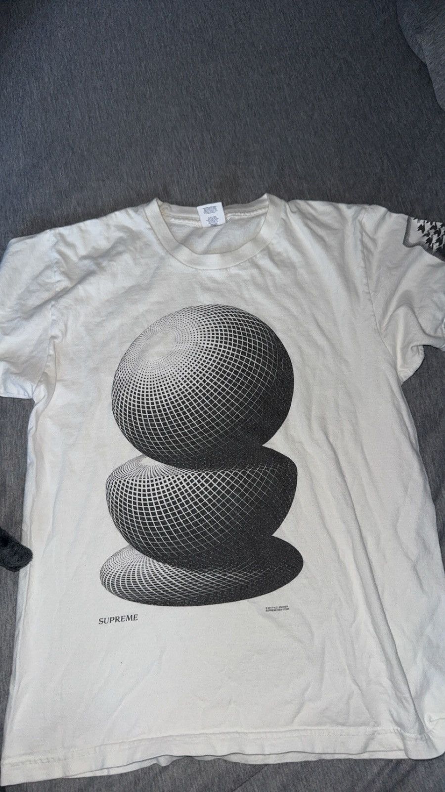 Supreme Supreme x Mc Escher T-Shirt Size US M / EU 48-50 / 2 - 1 Thumbnail
