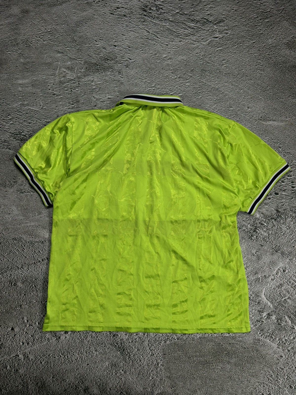 Diadora × Vintage Diadora vintage Jersey neon green 90s big logo Size US XL / EU 56 / 4 - 9 Thumbnail
