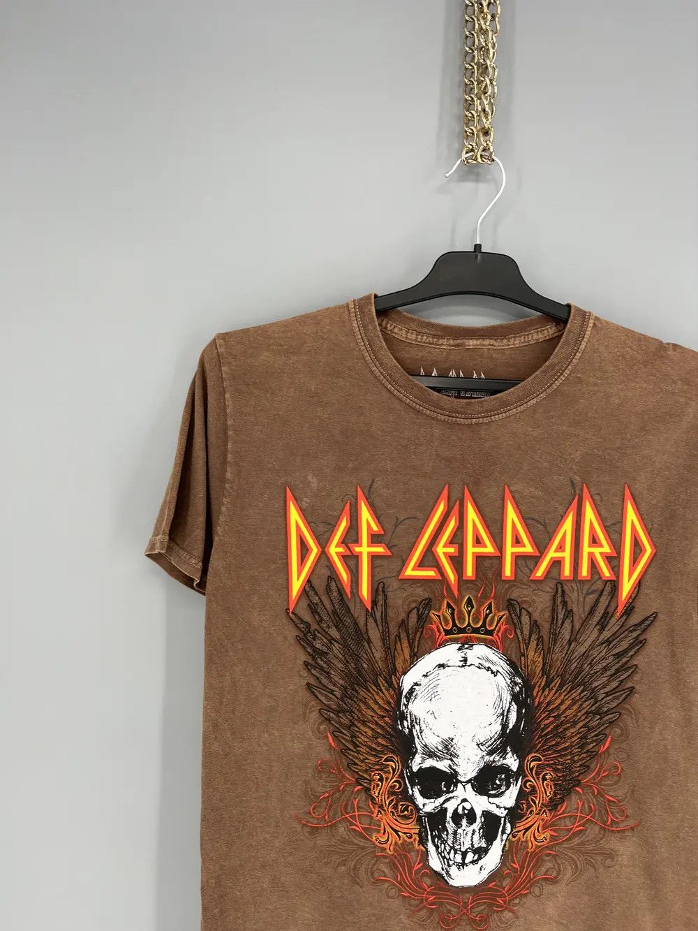 Band Tees Vintage Y2K Def Leppard Band Tee Size S Faded Double Sided Size US S / EU 44-46 / 1 - 4 Thumbnail