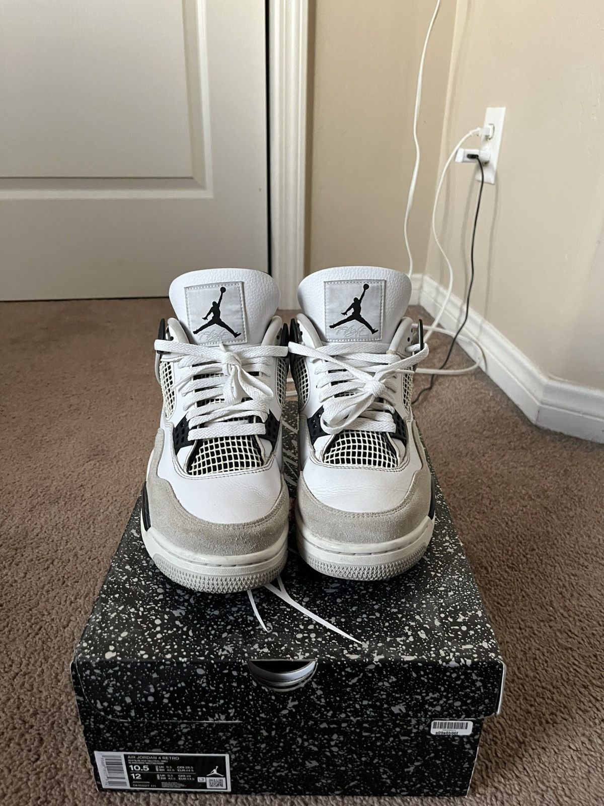 Jordan Brand × Nike Jordan 4 Military Black Size US 10.5 / EU 43-44 - 2 Thumbnail