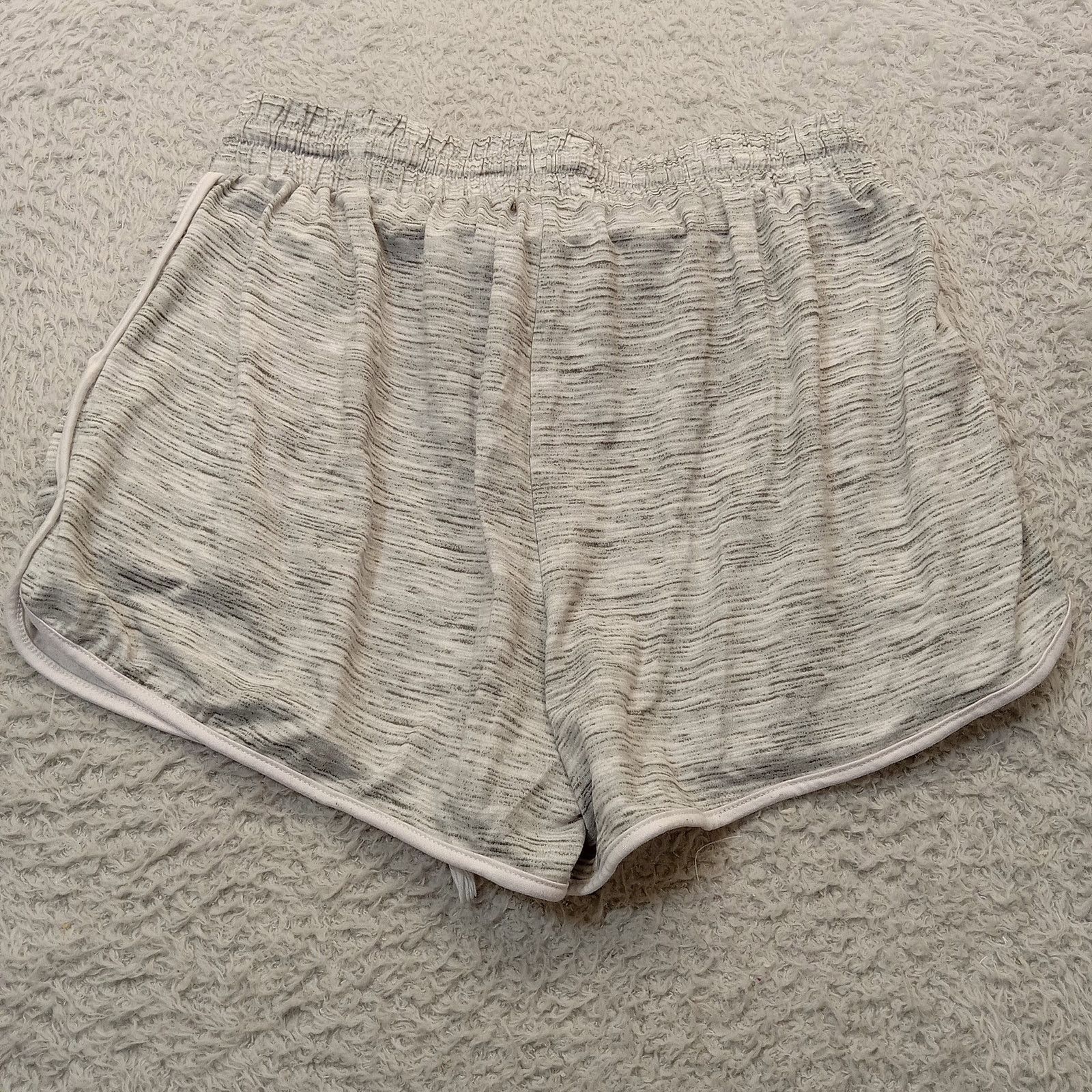 & Other Stories ShoSho Shorts Womens M Grey Elastic Waist Pockets Size 26" / US 2 / IT 38 - 3 Thumbnail