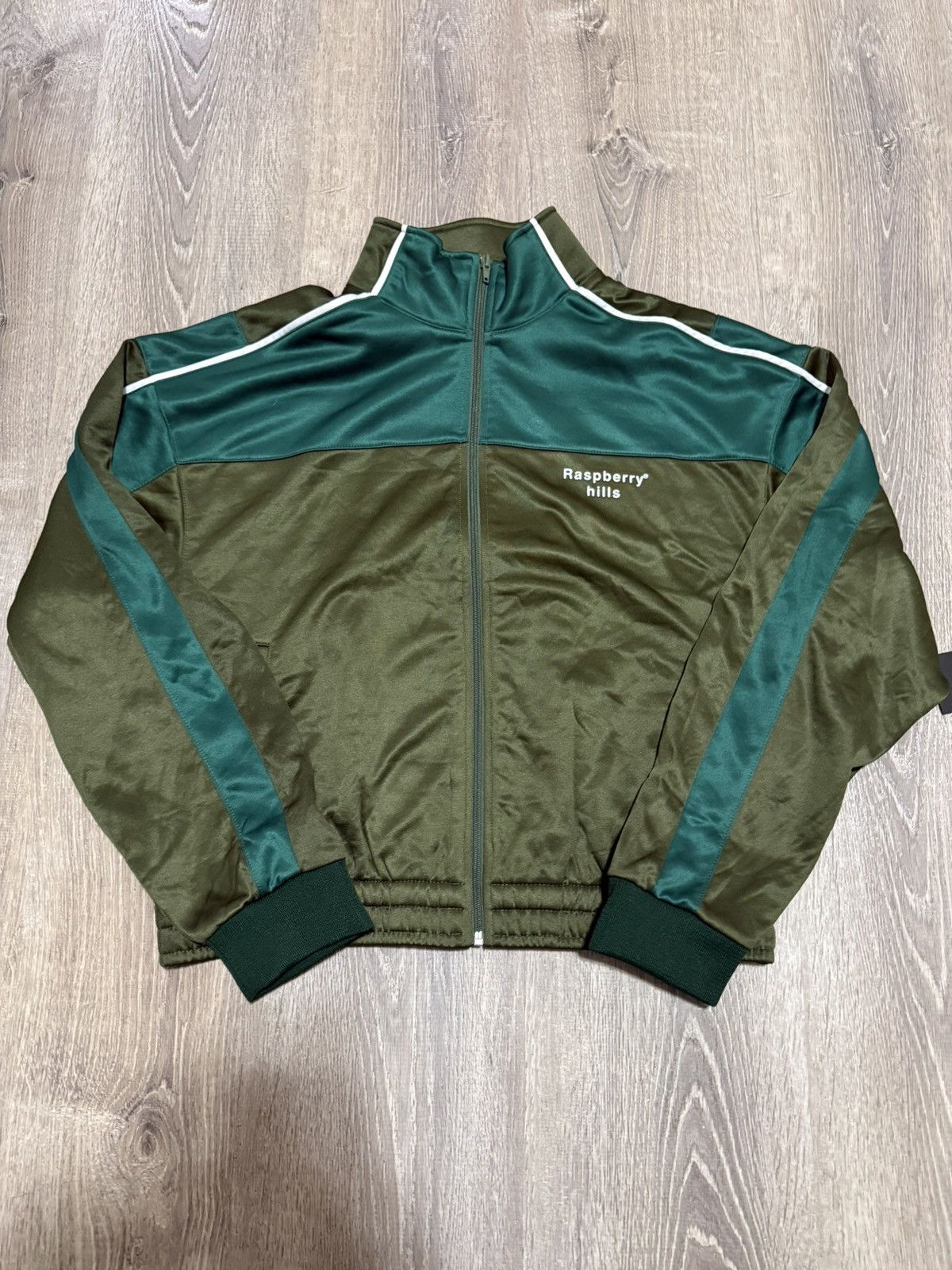 The GV Gallery GV Gallery Green Diggy Simmons Track Jacket Raspberry Size S Size US S / EU 44-46 / 1 - 1 Thumbnail