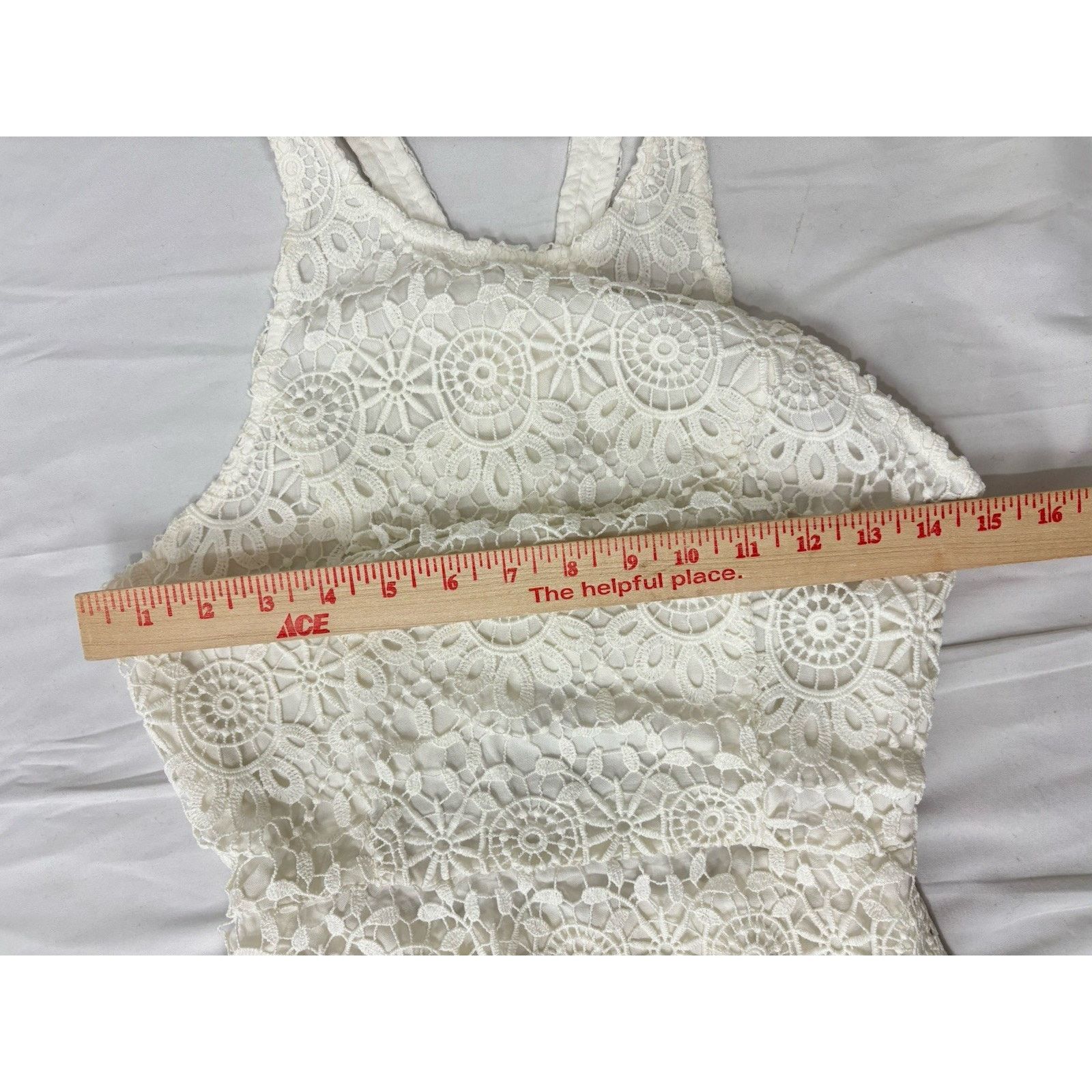 Hollister Ladies Hollister White Lace Scalloped Edge Mini Dress Size M Size M / US 6-8 / IT 42-44 - 4 Thumbnail