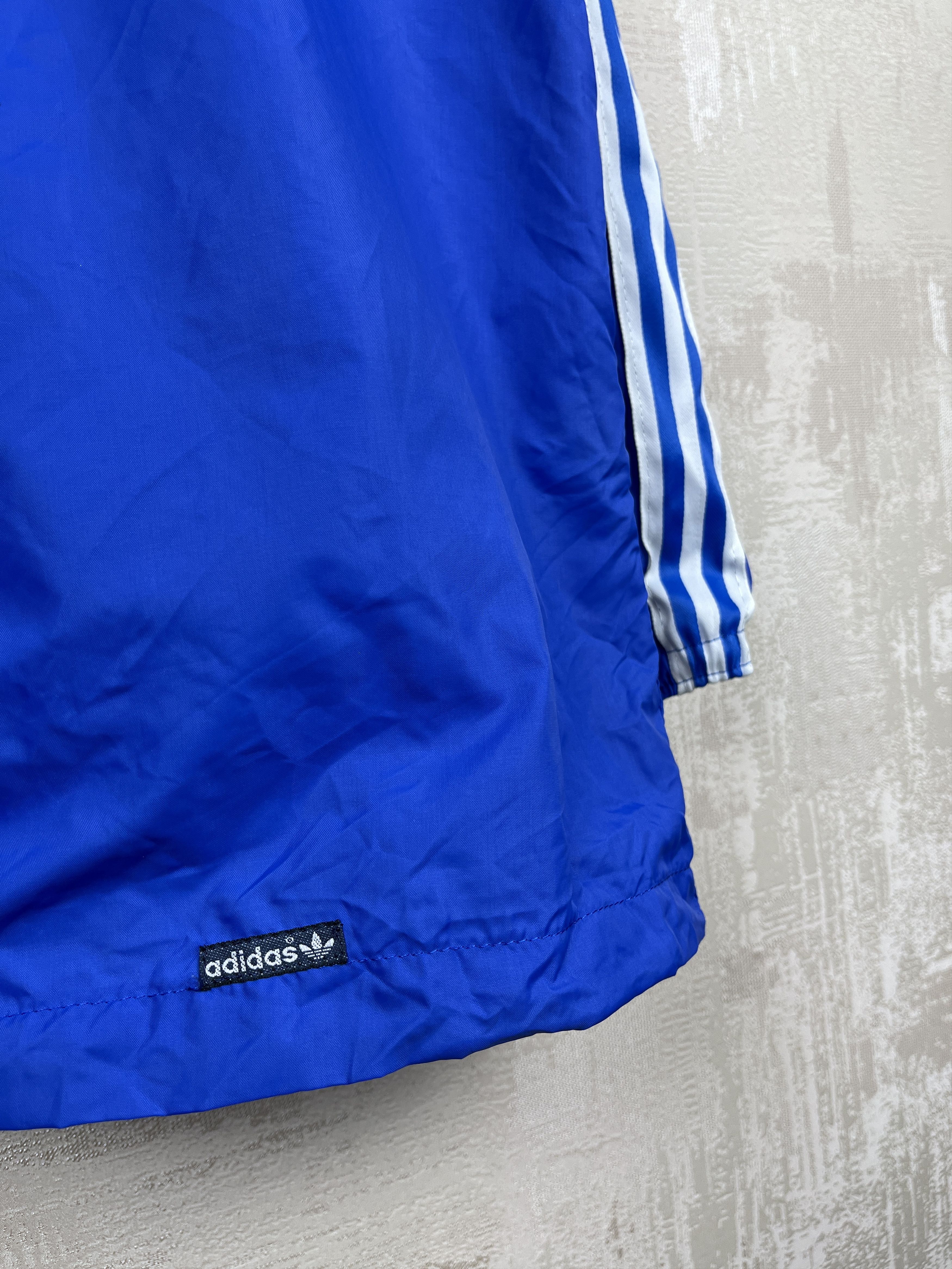 Adidas 70's 80's Adidas Vintage Nylon Windbreaker Hooded Jacket Size US S / EU 44-46 / 1 - 9 Thumbnail