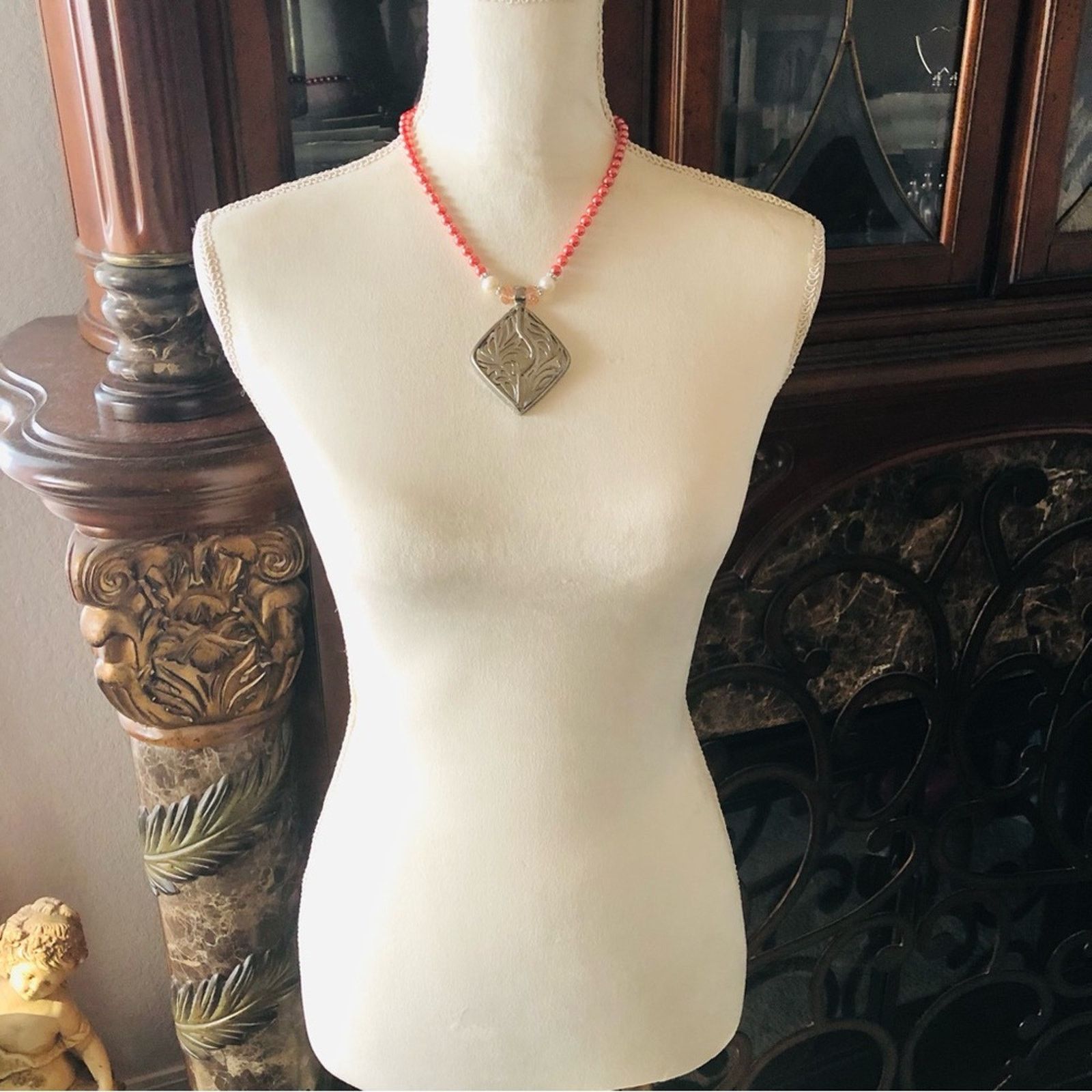 Handmade Handcrafted repurpose large filigree pendant Pearl necklace Size ONE SIZE - 7 Thumbnail